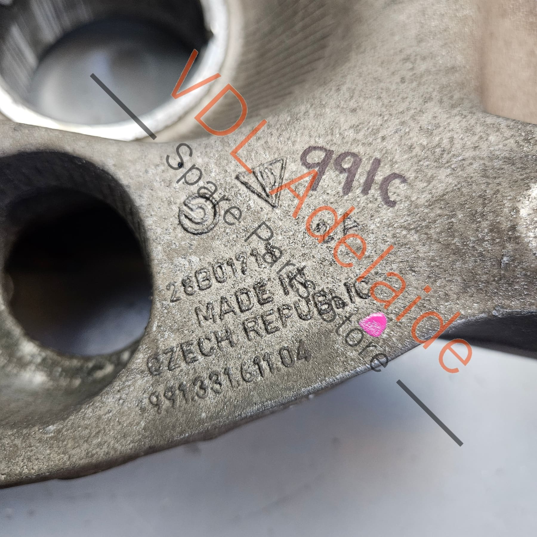 Porsche 911 991 Left Rear Wheel Hub Bearing Housing 99133111105 - Image 4