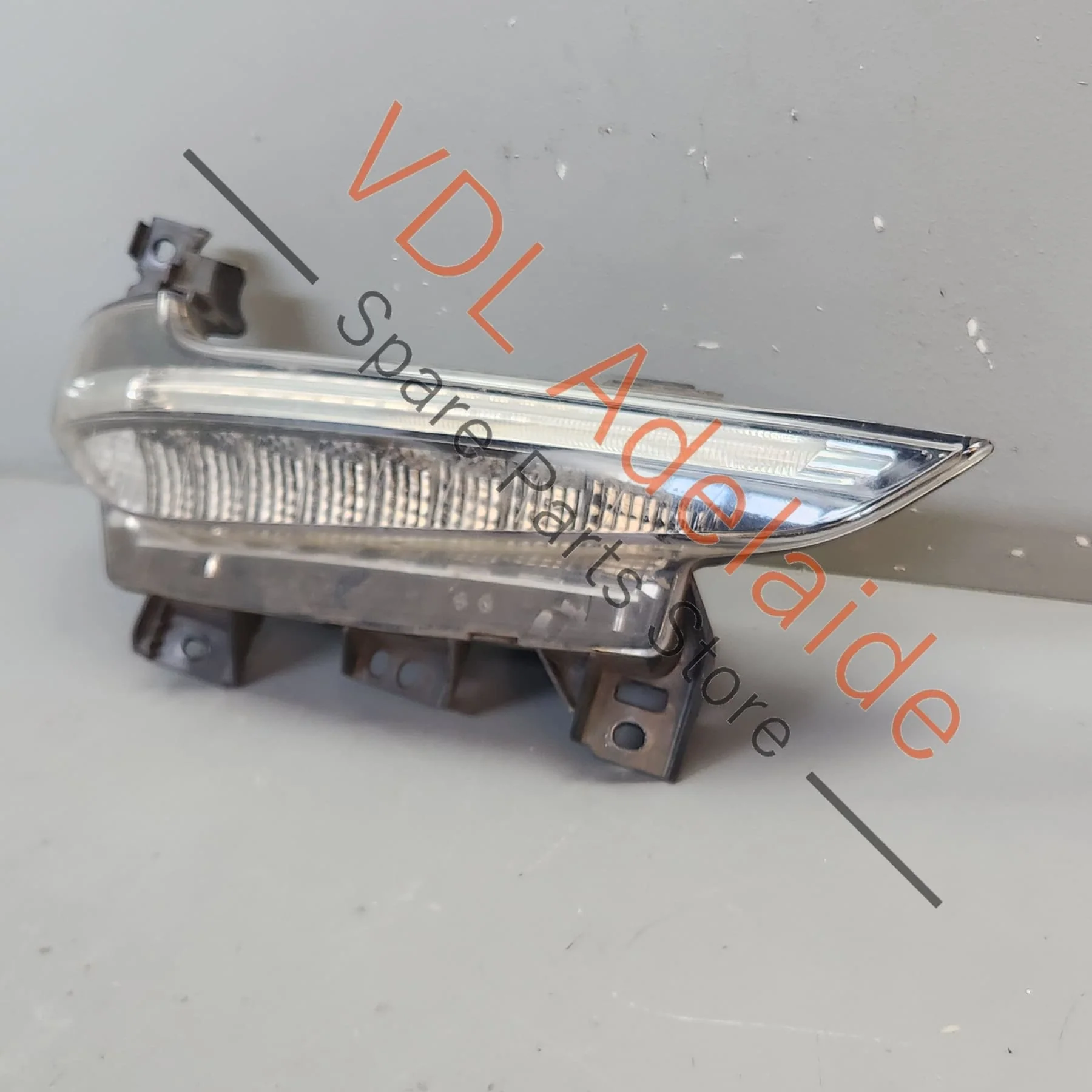 Porsche 911 991.1 Left Side DRL Indicator Bumper Light 99163115180 - Image 5