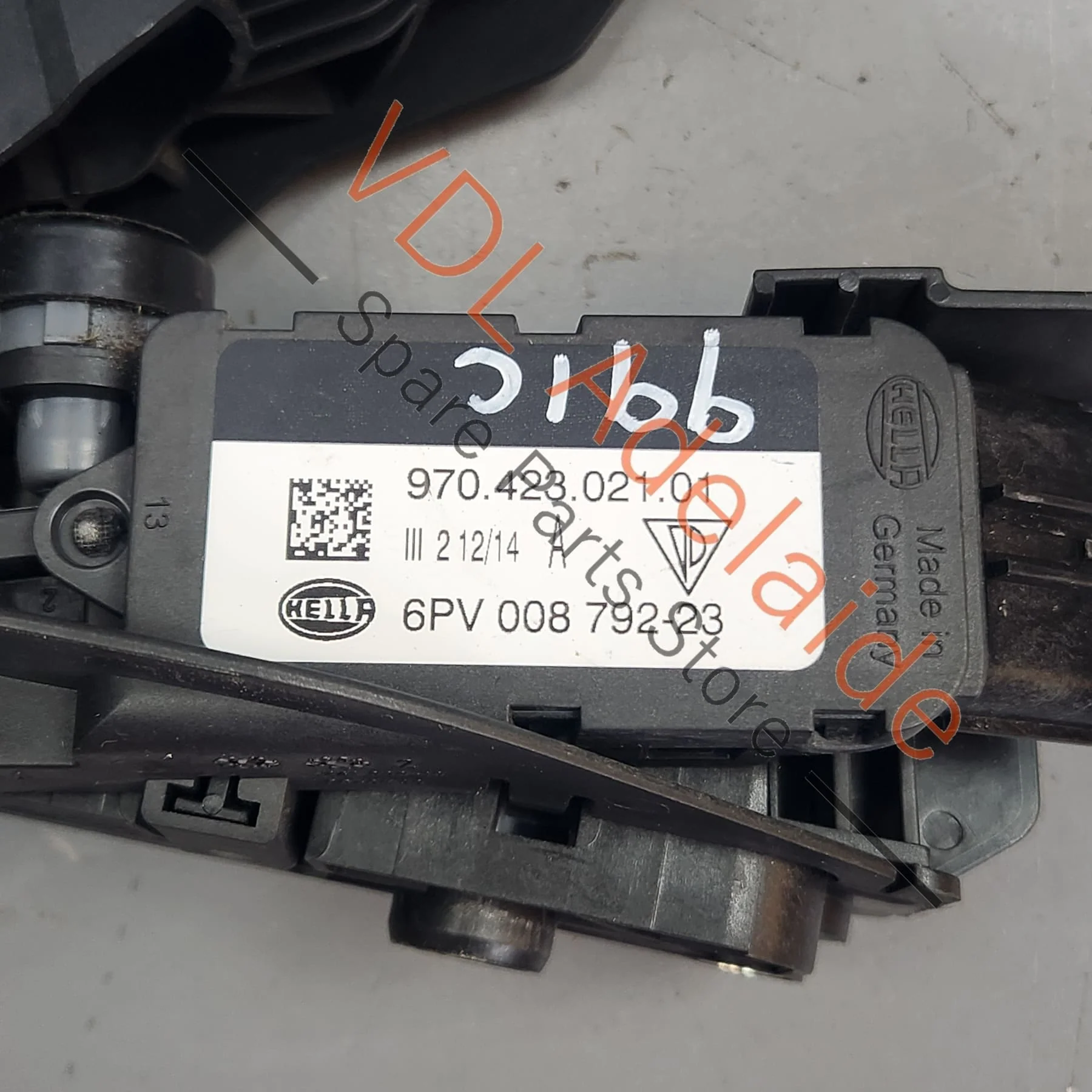 Porsche 911 991 Throttle Pedal 97042302101 298721507H - Image 3