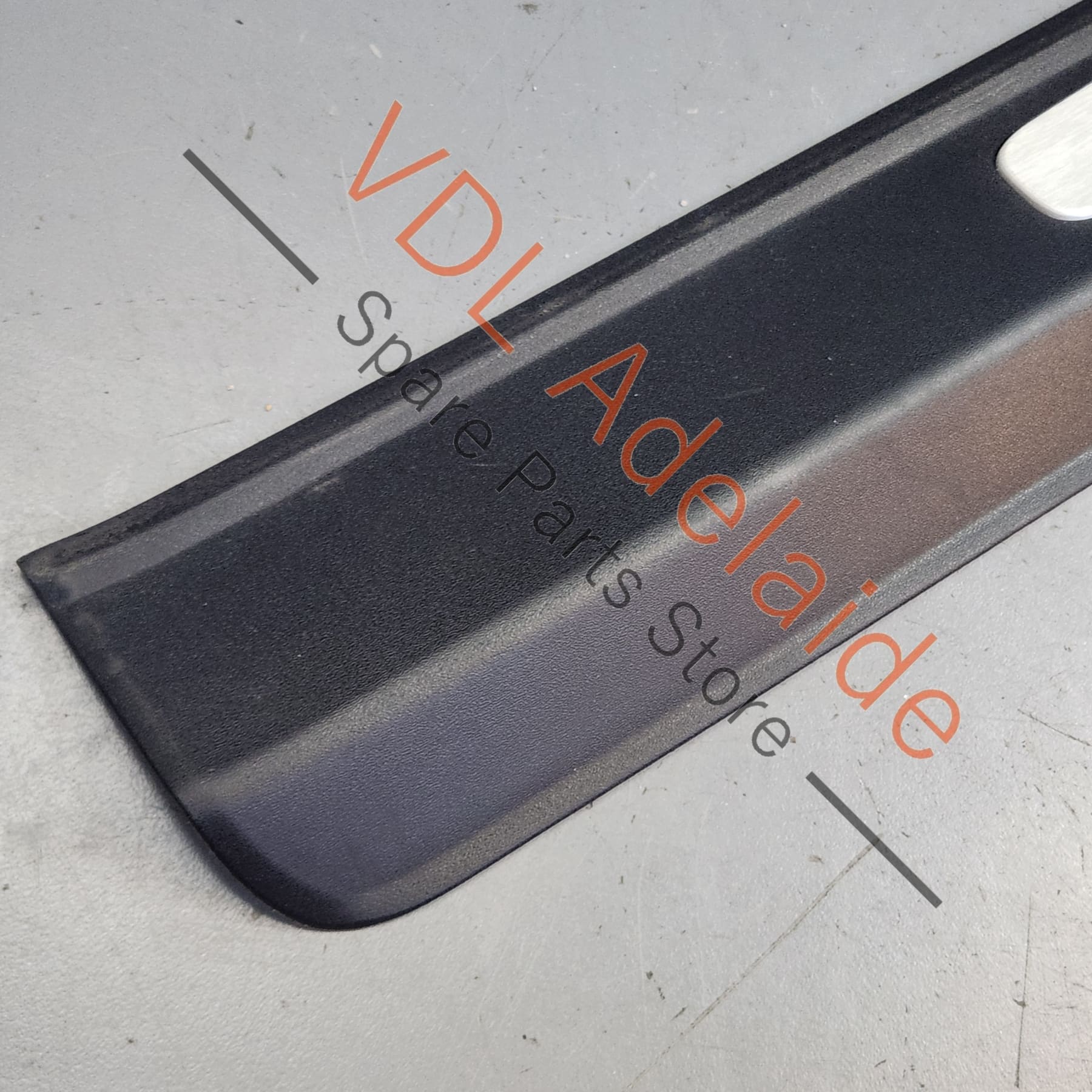Porsche 911 Carrera S Door Entry Sill Trim Strip LHS 99155530321 1E0 - Image 4