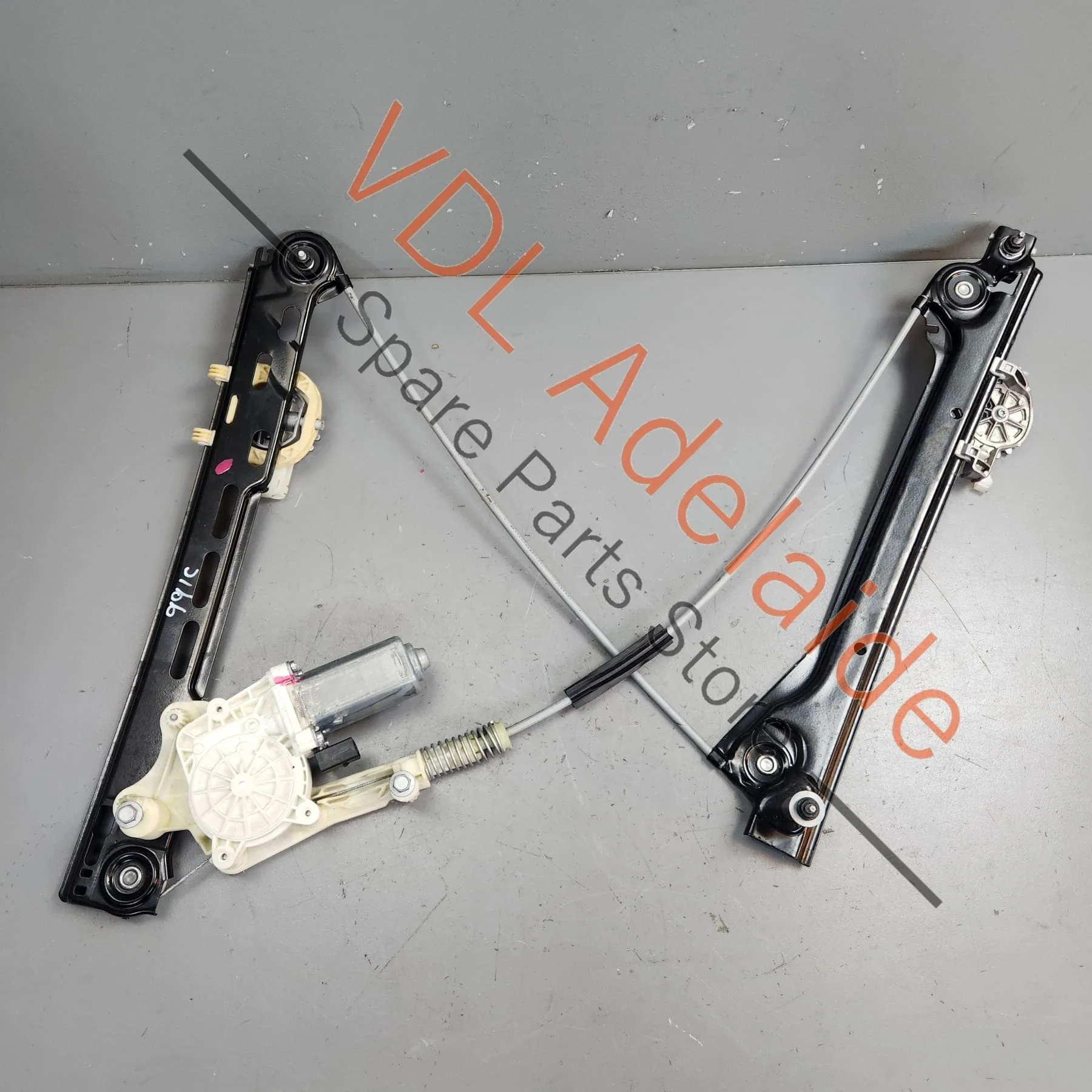 Porsche 911 991 Right Side Window Regulator Mechanism 99154207601 99154297601