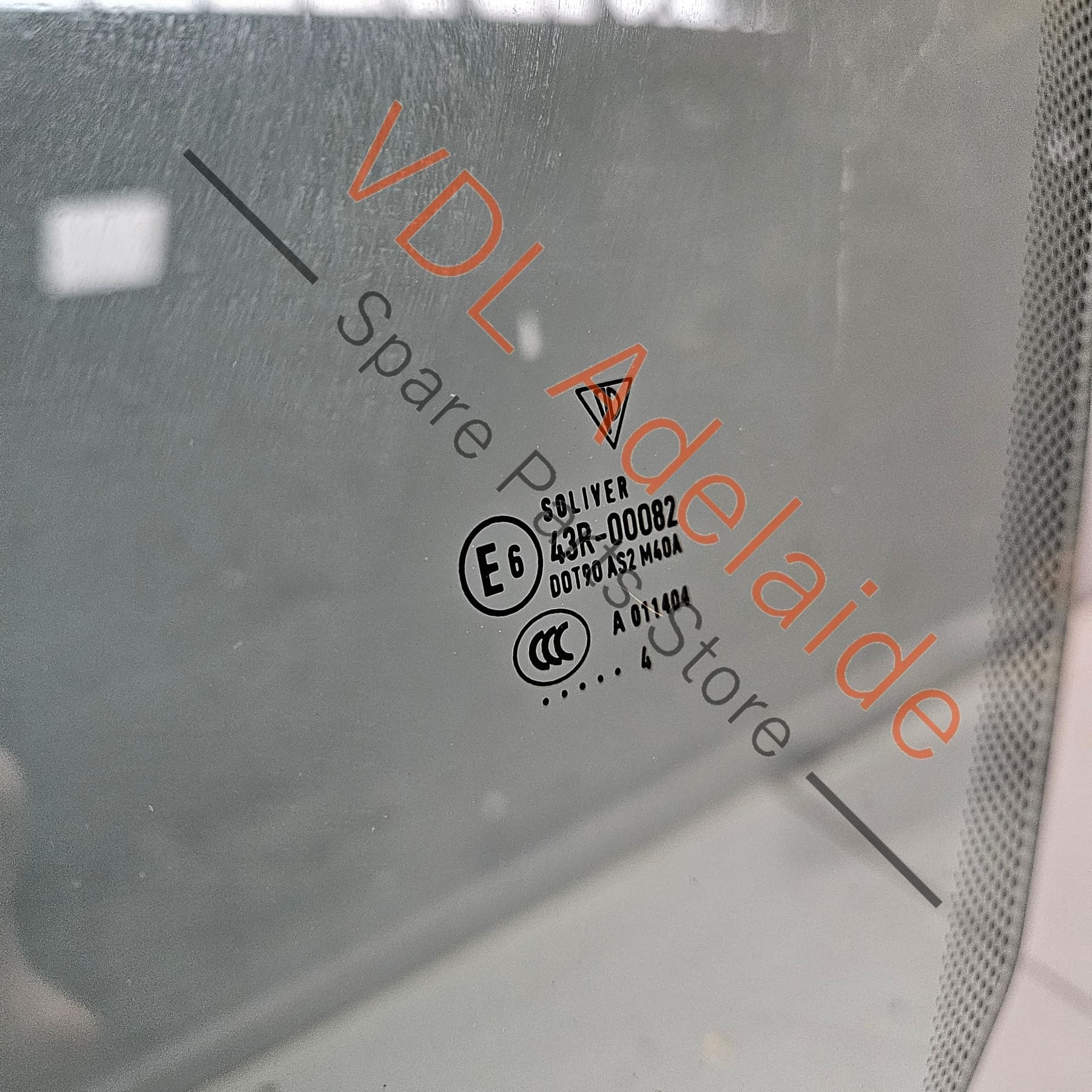 Porsche 911 Side Window Glass for Left Door 99154251100 - Image 4