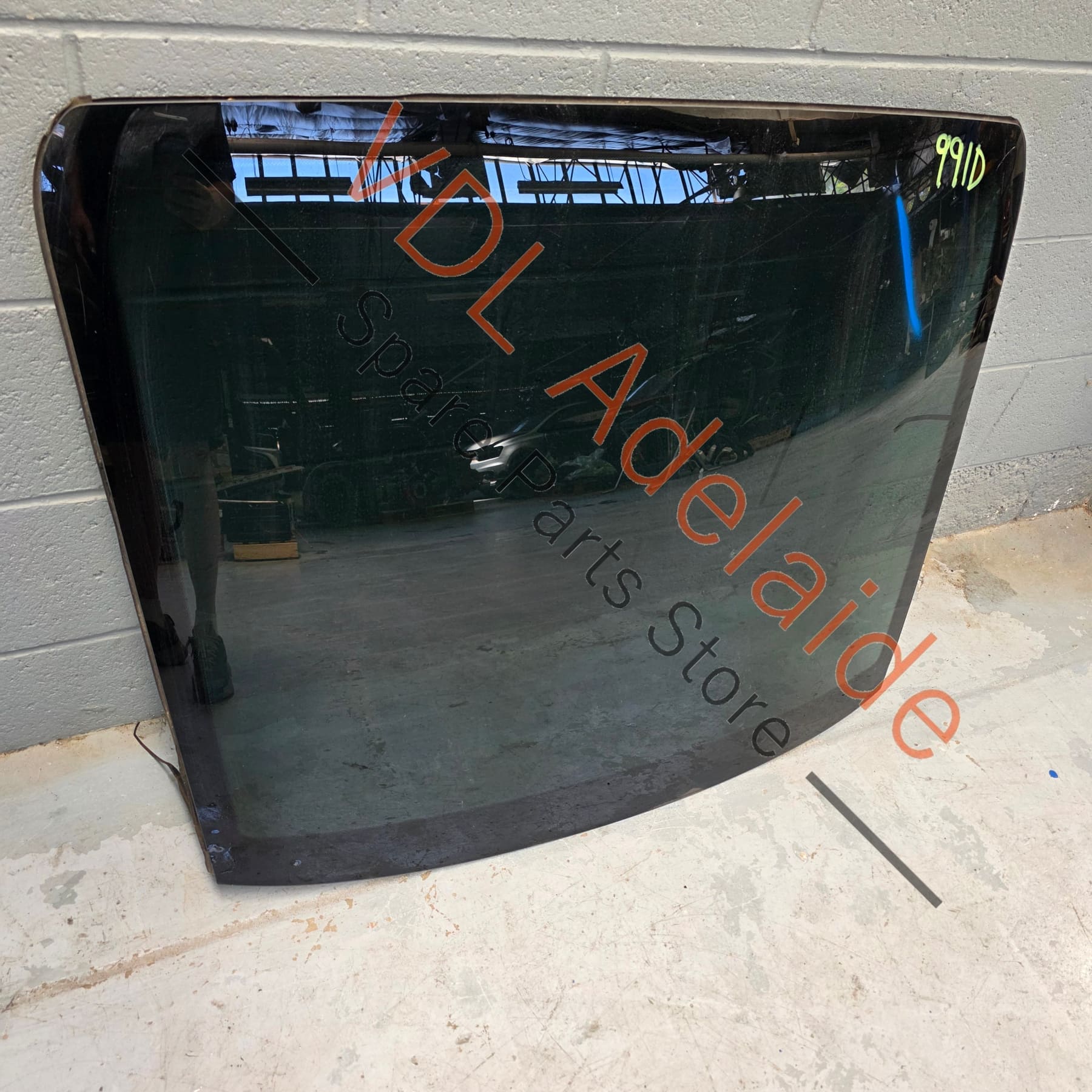 Porsche 911 991 Rear Window Glass 99154591103 99154591107 Without Wiper, privacy glass