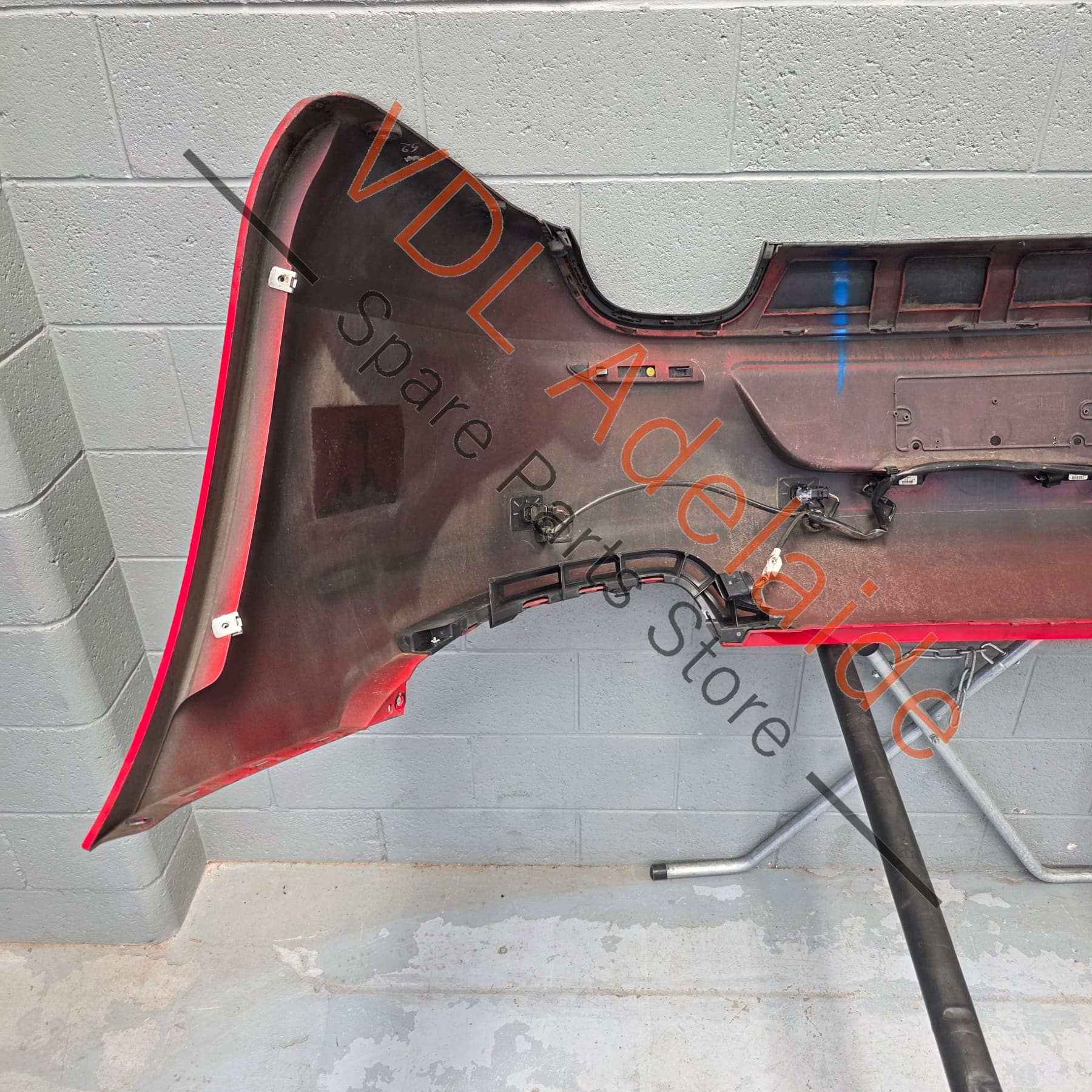 Porsche 991.1 Carrera S Rear Bumper Assembly with Reo Carrier, heat shields & Diffuser - Image 12