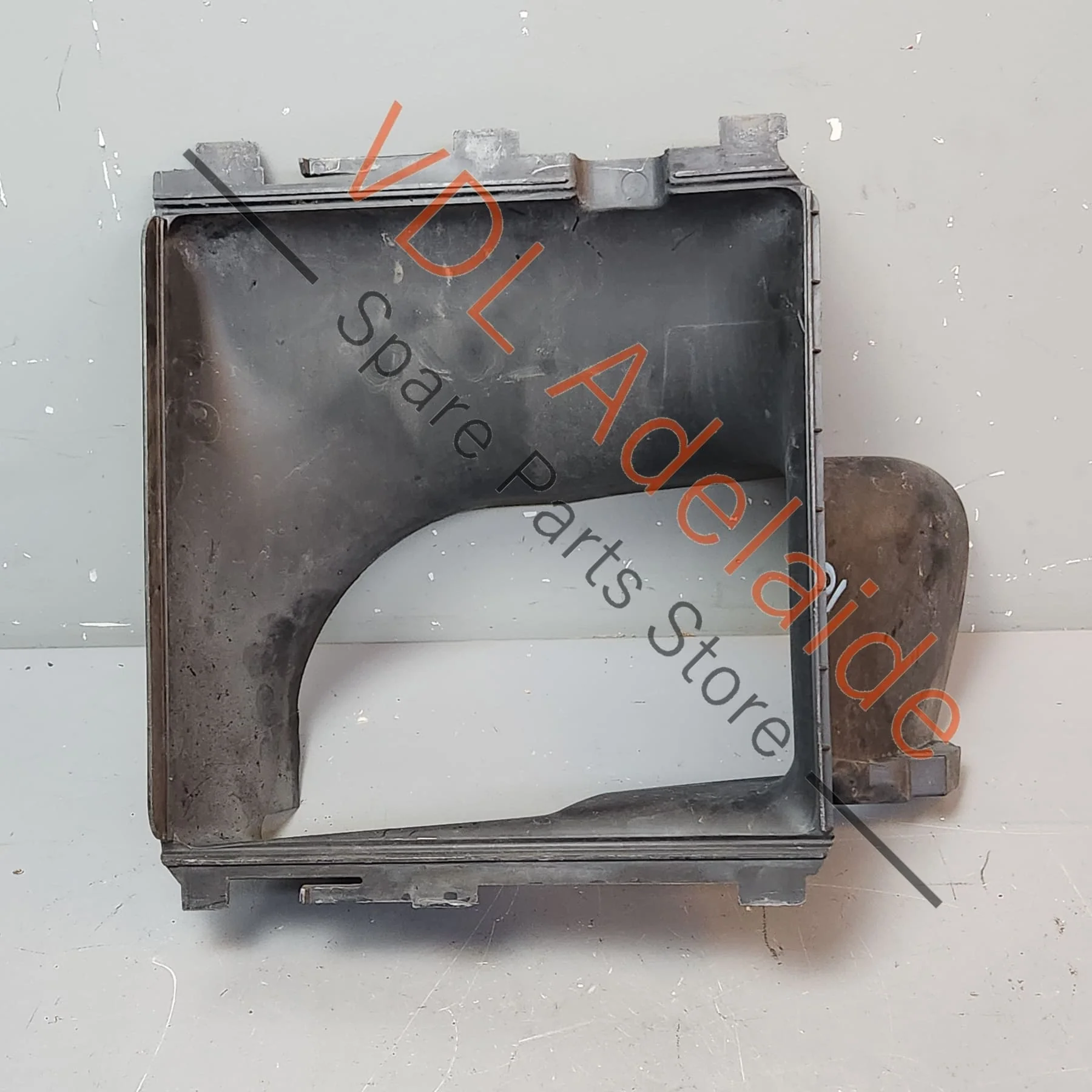 Porsche Cayenne 9PA 955 957 Front Intercooler Air Duct 7L5117336 95557557250