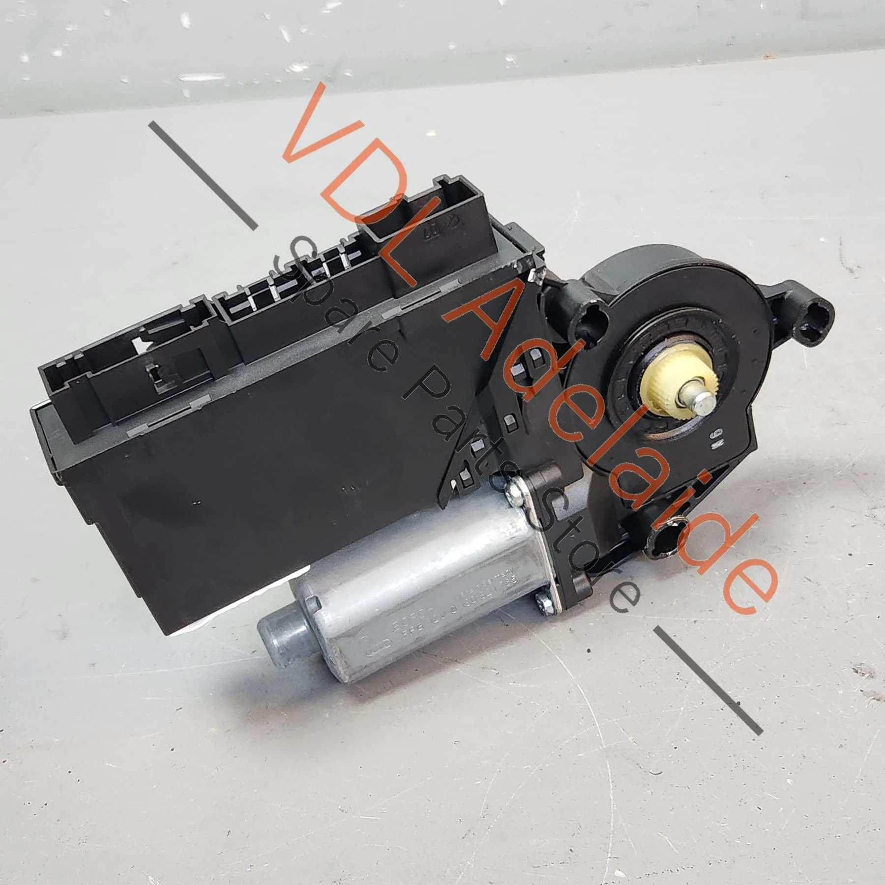 Porsche Cayenne 9PA 955 957 VW Touareg Front Right Window Motor 95562470103 3D2959793F - Image 2