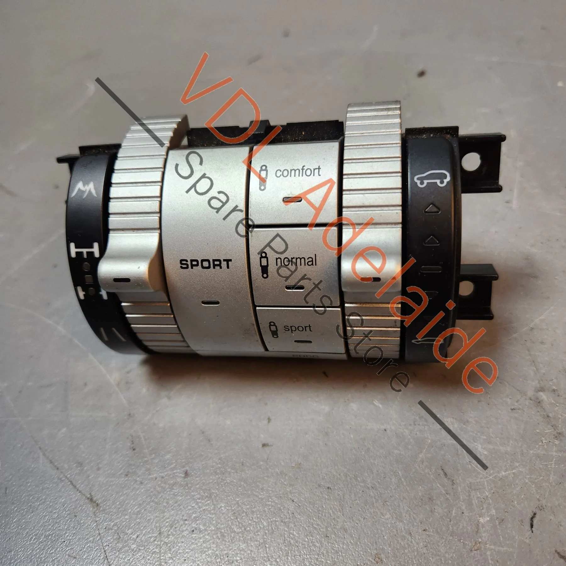Porsche Switch for Air Suspension PASM w Adjustable Anti Roll Bars 95561325700 - Image 2