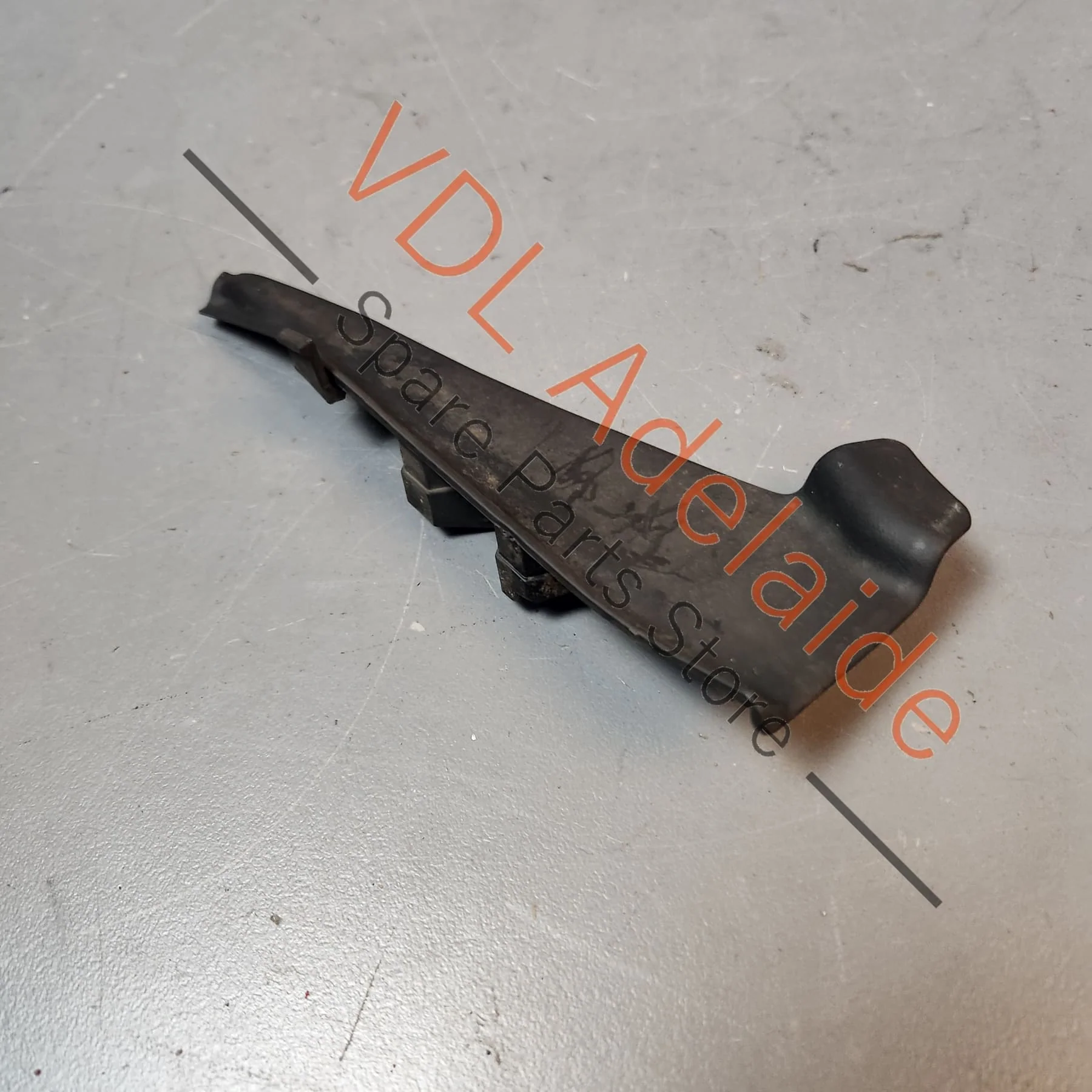 Porsche Cayenne 9PA 955 957 Engine Bay Headlight Cover Trim Left 7L5805413C - Image 4