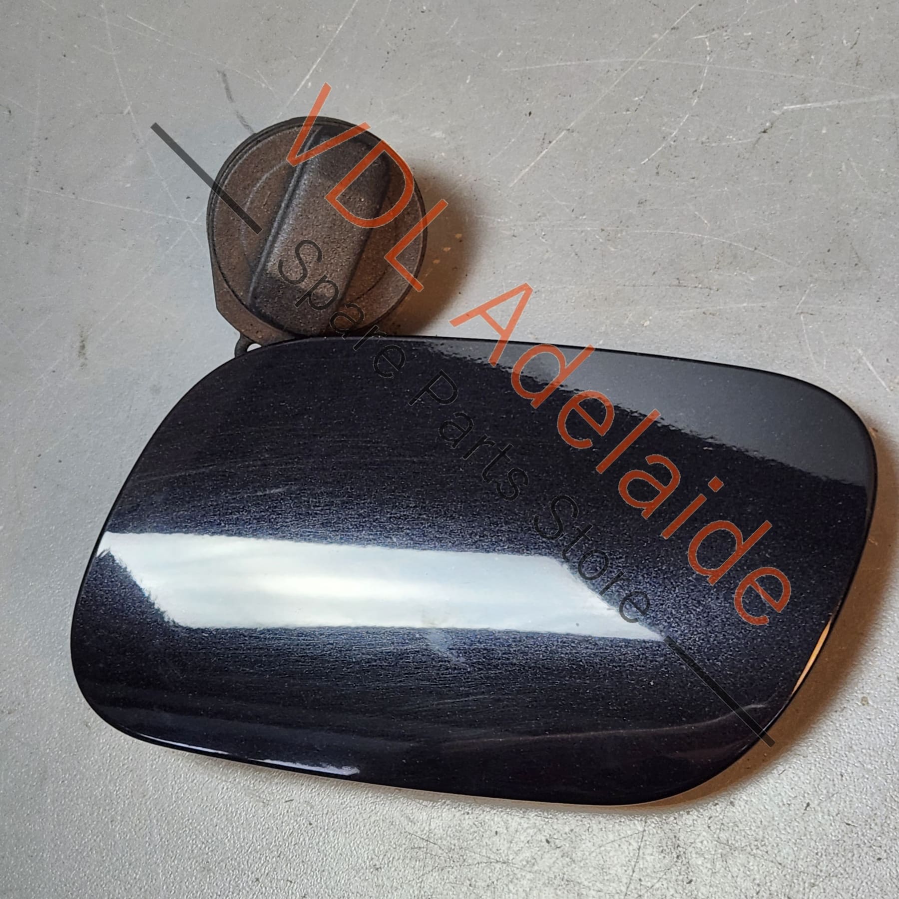 Porsche Cayenne 9PA 955 957 Fuel Filler Door Flap 95550413303 - Image 4