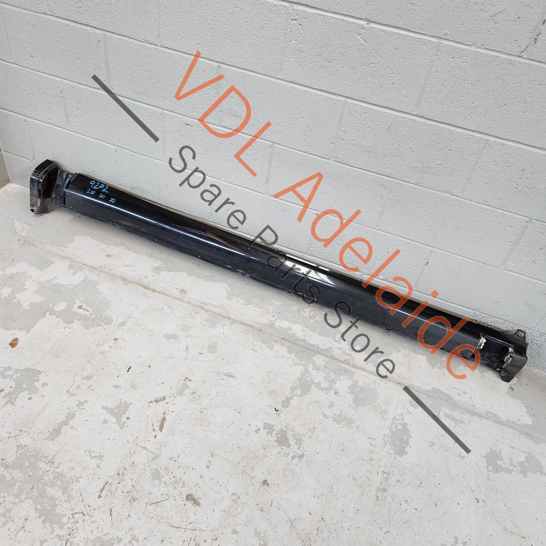 Porsche Cayenne GTS Right Side Skirt Rocker Panel Trim 95555988801 7L5854890 - Image 6