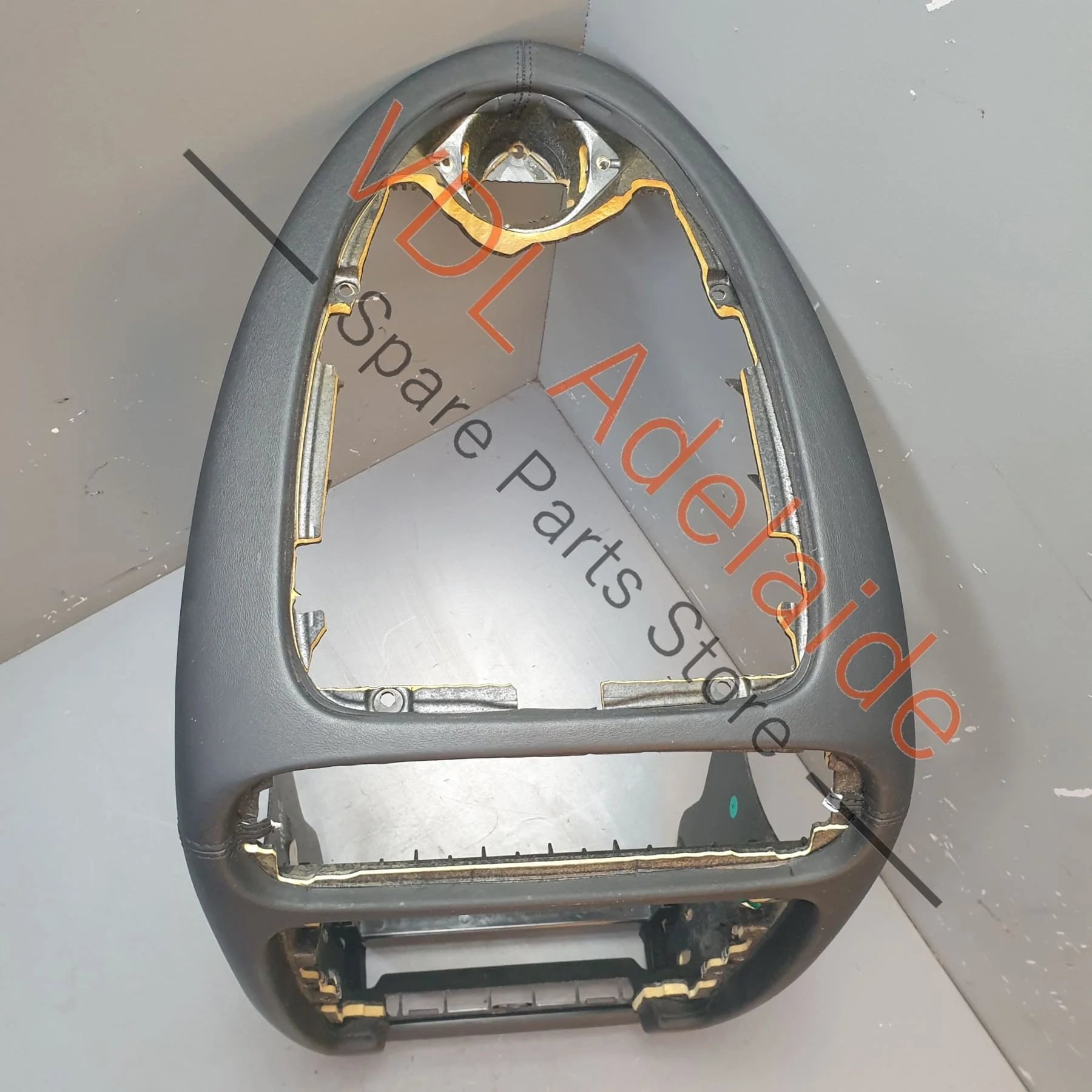 Porsche Cayenne 9PA 955 957 GTS Leather Centre Console Dashboard Trim Middle 95555208701 - Image 6