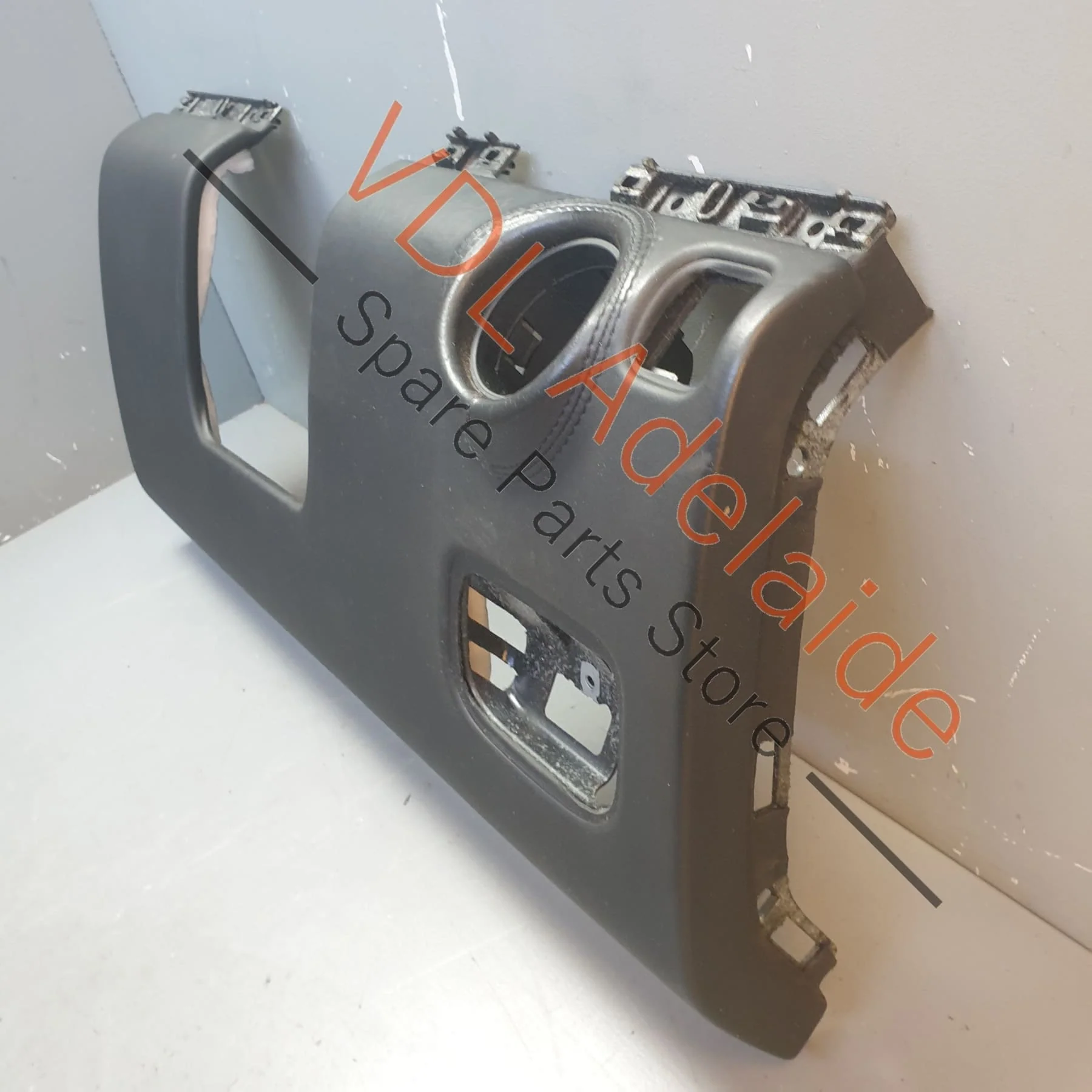Porsche Cayenne 9PA 955 957 GTS Leather Drivers Lower Dashboard Cover Trim 95555250601 6B7 - Image 2