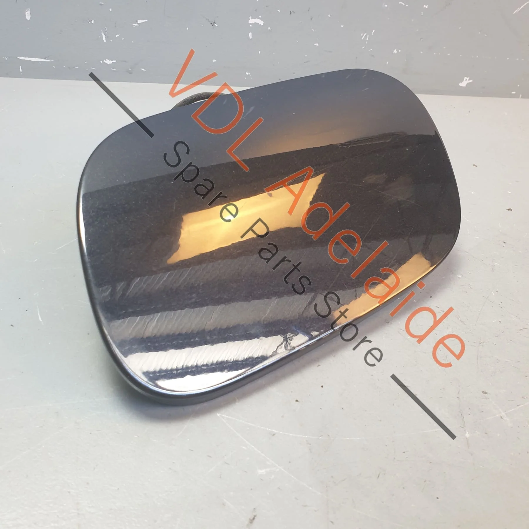Porsche Cayenne 9PA 955 957 Fuel Filler Door Flap 95550413303 7L5809905D - Image 7