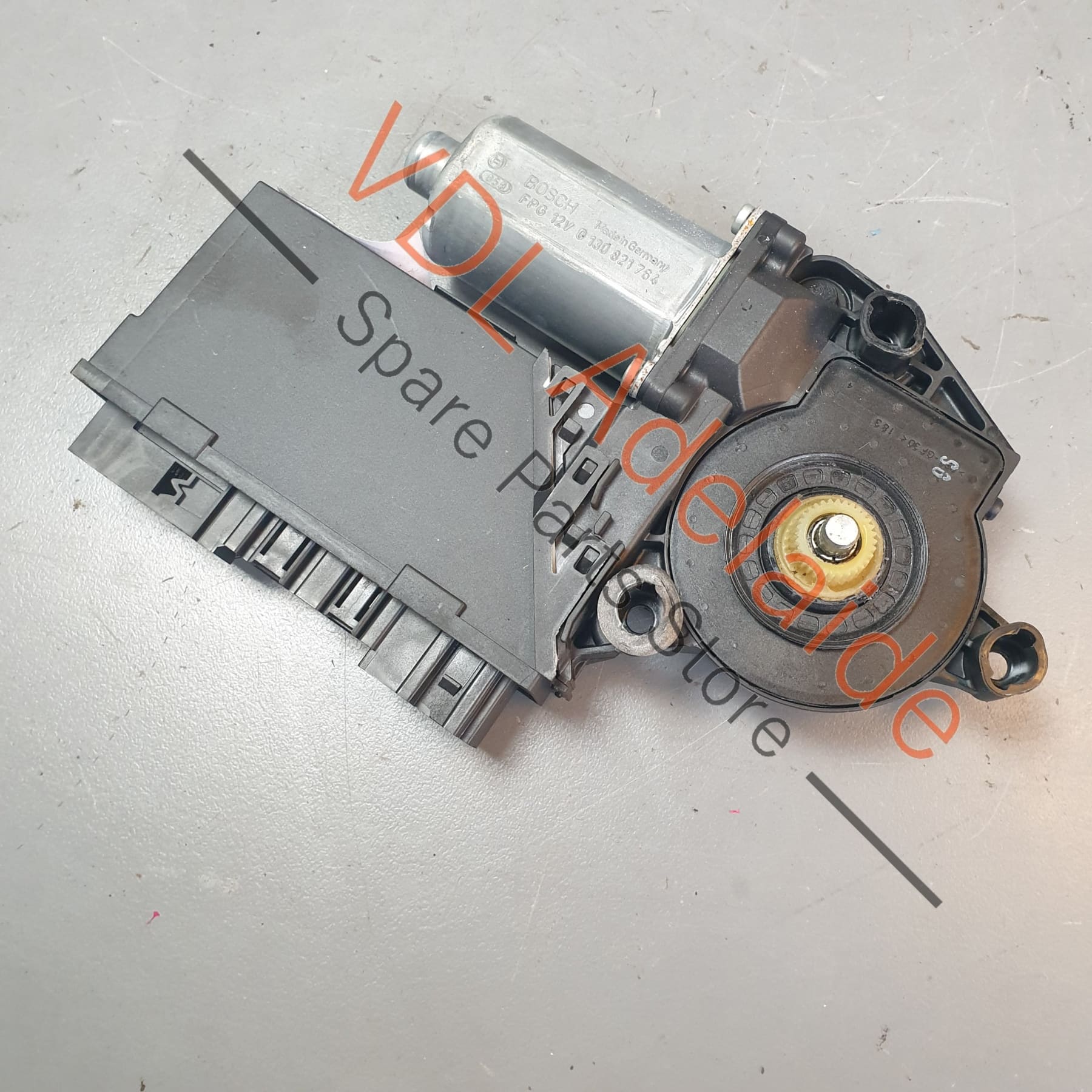 Porsche Cayenne 9PA VW Touareg Front Left Window Motor 95562470203 7L0959702L 3D2959792E - Image 2