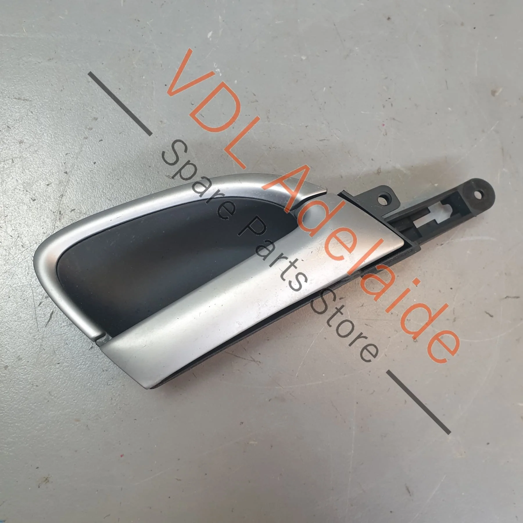 Porsche Cayenne 9PA Right Side Door Interior Handle Pull for Open 95555511400 A03 7L5837114A