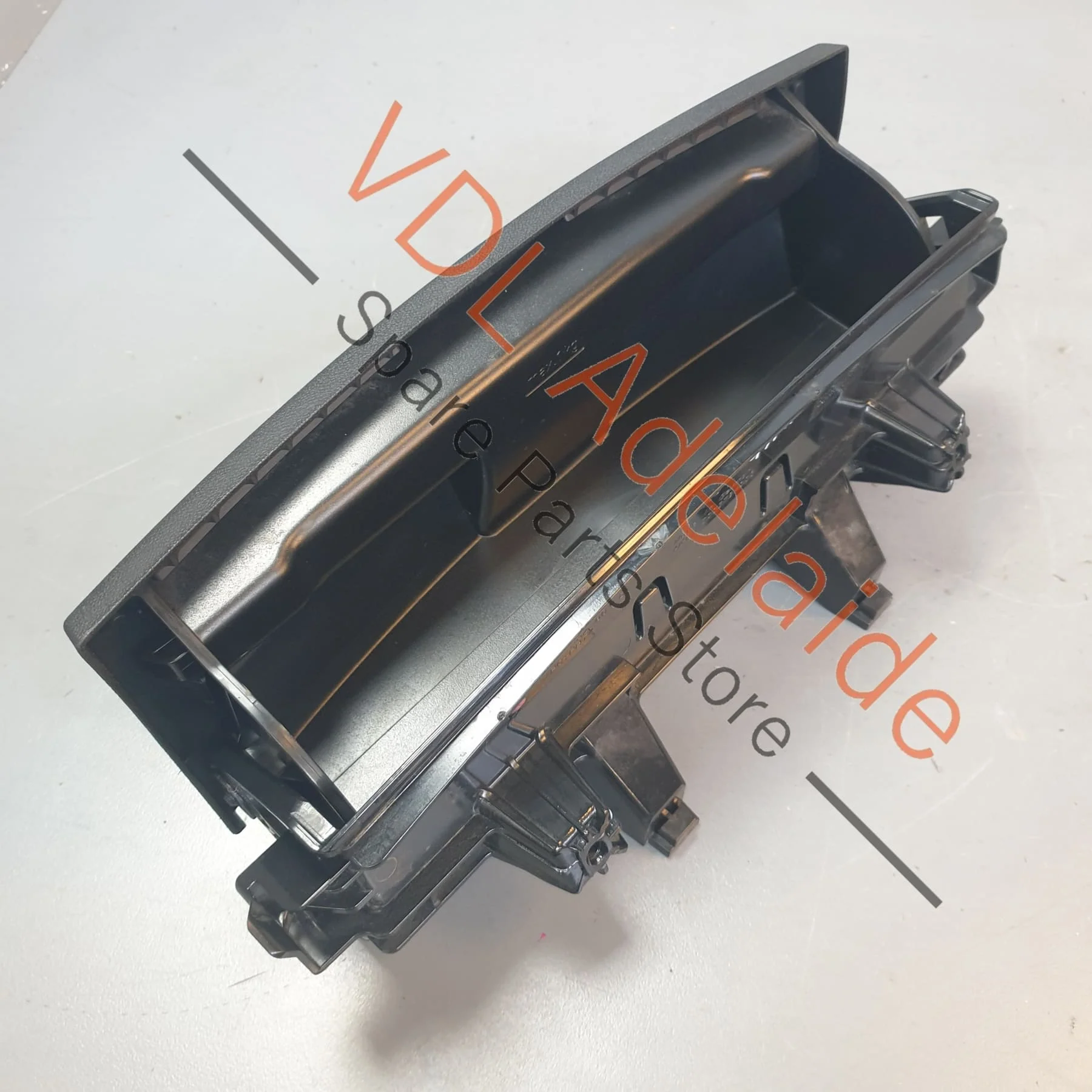 Porsche Cayenne E3 9YA 9YB Front Seat Storage Compartment Box 9Y0882601 8K0882601D - Image 2