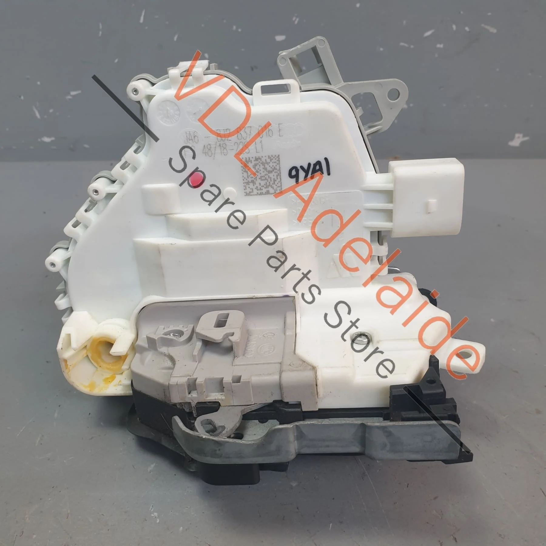 Porsche Cayenne E3 9YA 9YB Front Right Door Lock 8J2837016E 9A783741605