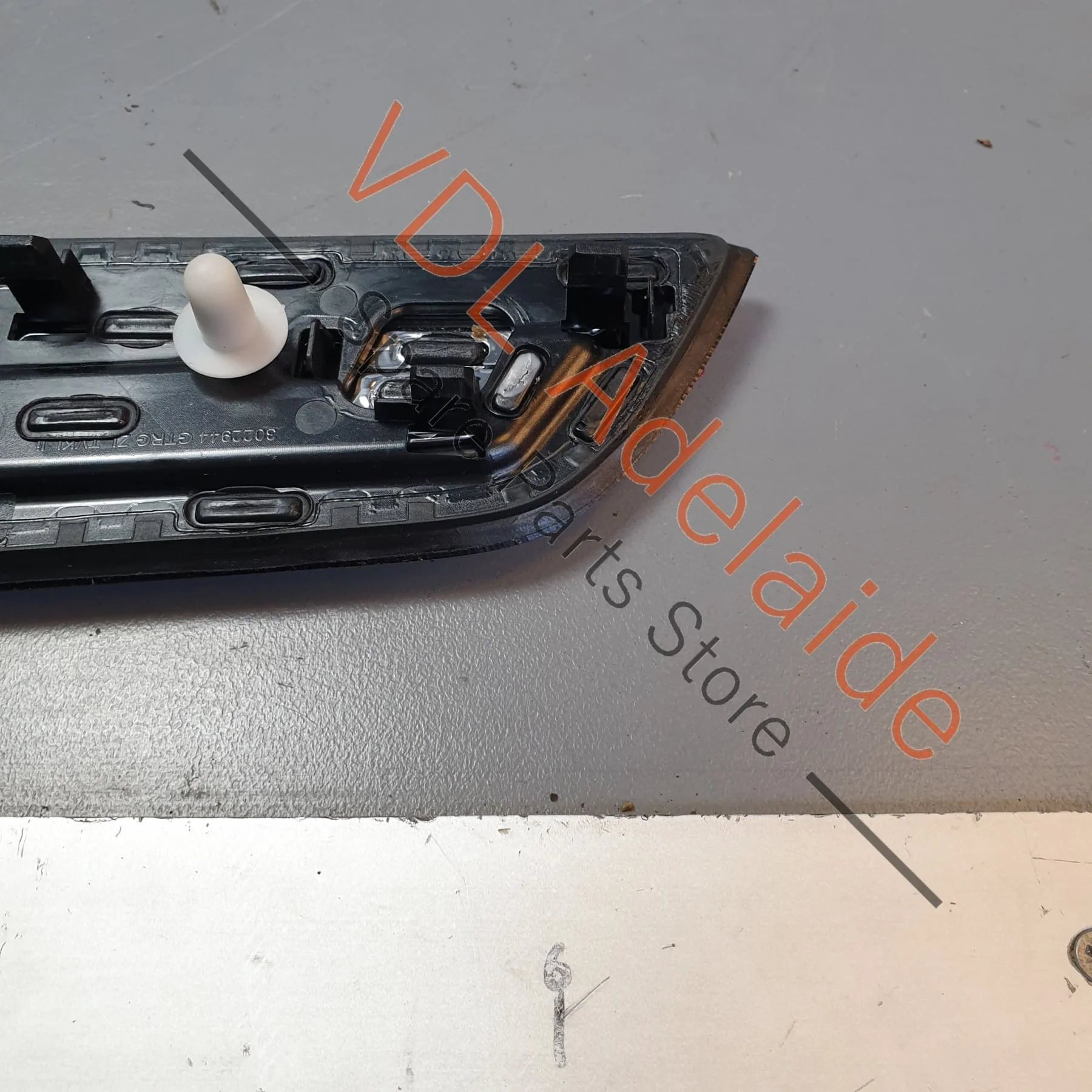Porsche Cayenne E3 9YA 9YB Left Door Trim Insert Interior Brushed Aluminium Gloss Black 9Y0867101A OI1 - Image 10