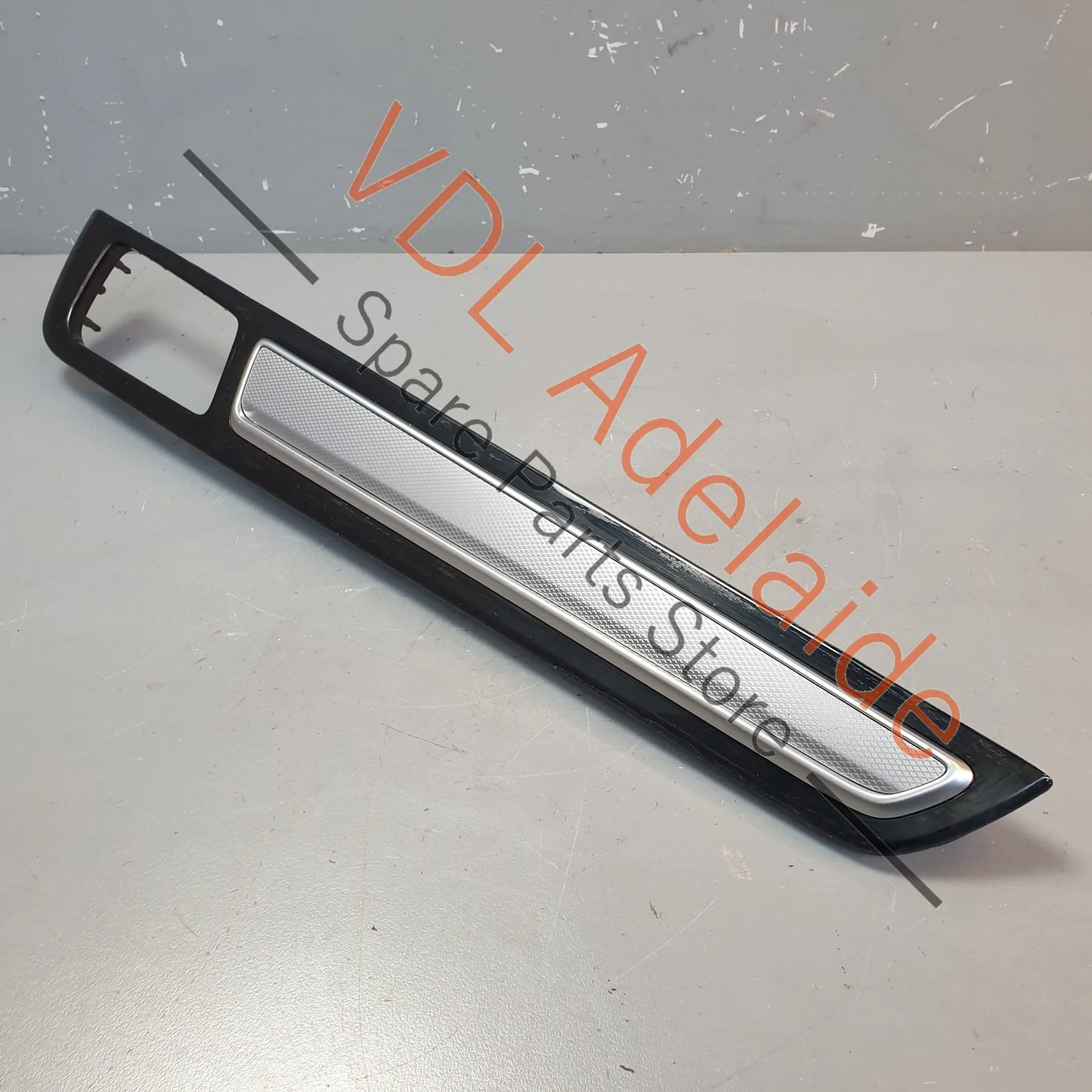 Porsche Cayenne E3 9YA 9YB Right Side Door Trim Insert Interior Brushed Aluminium Gloss Black 9Y0867102A OI1