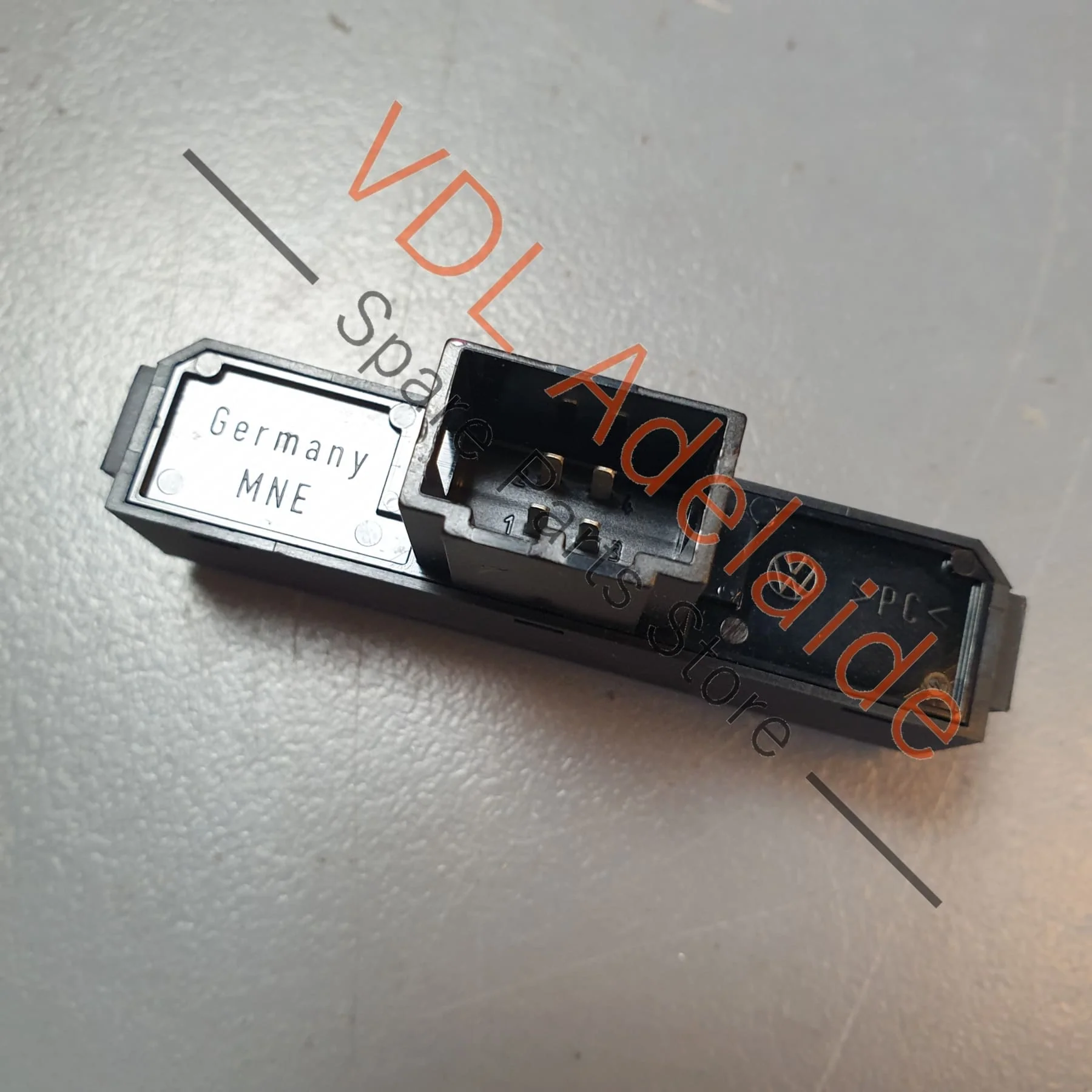 Porsche Cayenne E3 9YA 9YB Mirror Mounted Airbag Status Warning Light 9Y0919234A - Image 5