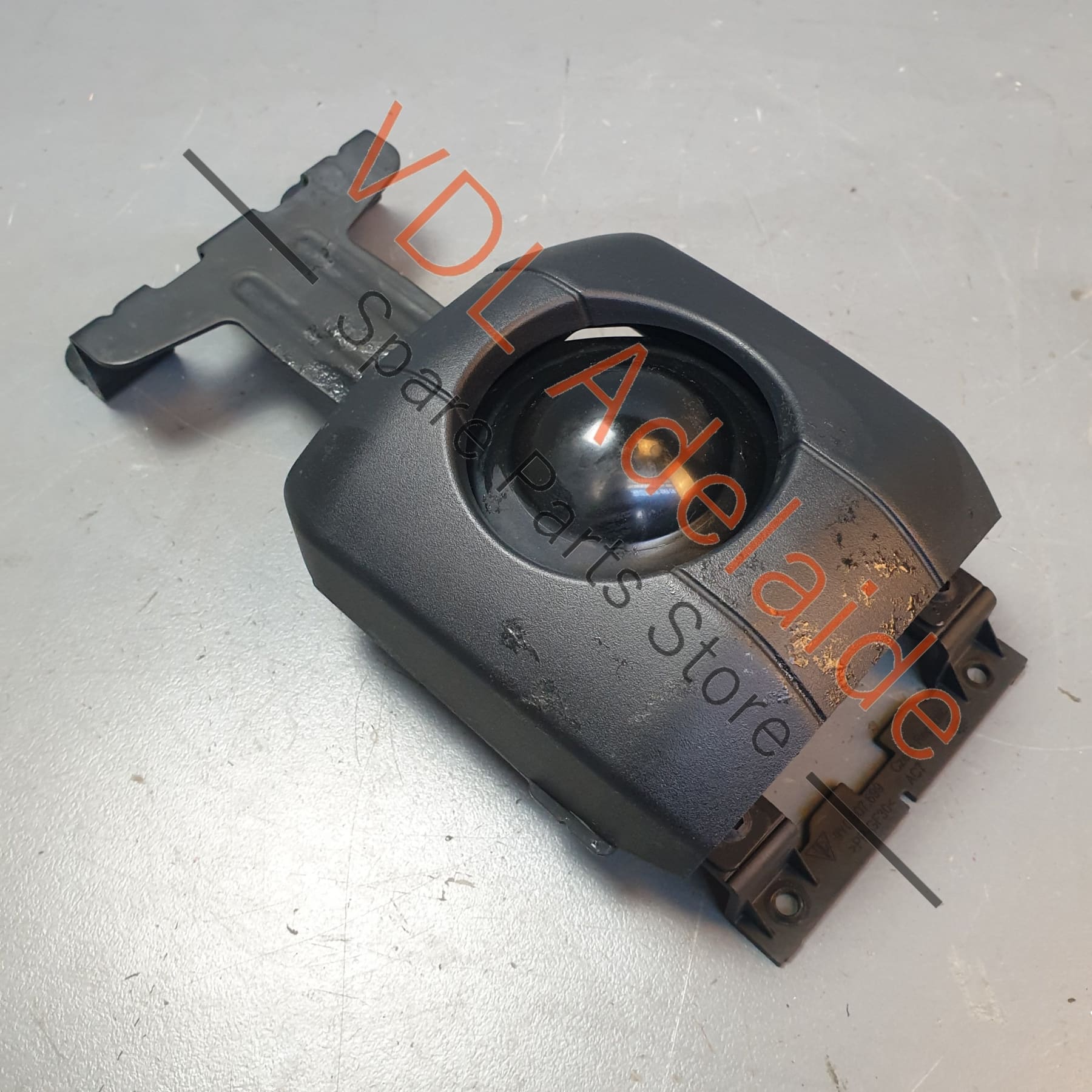 Porsche Cayenne E3 9YA 9YB 2019-2020 Front Centre Radar Sensor for ACC Cruise Control 9Y0907561C 9Y0907561A 9Y0907561B - Image 5