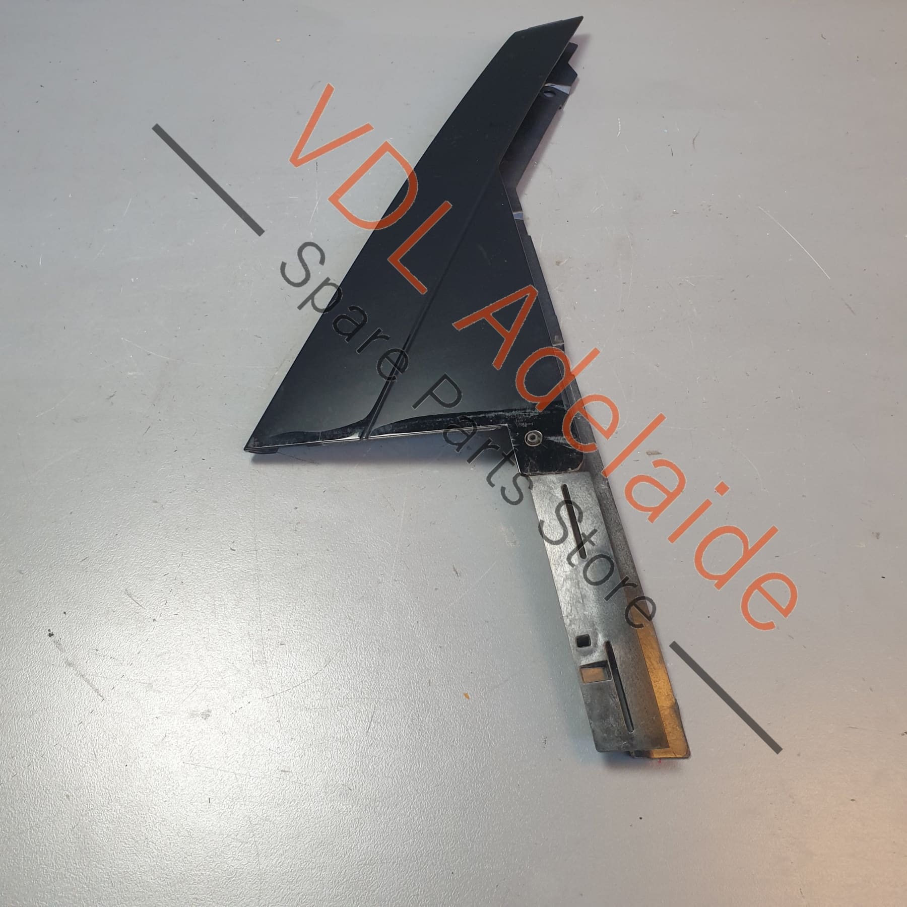 Porsche Cayenne E3 9YA Rear Right Door Exterior Window C Pillar Trim Gloss Black 9Y0839904C 9Y0839904D 9Y0839904E