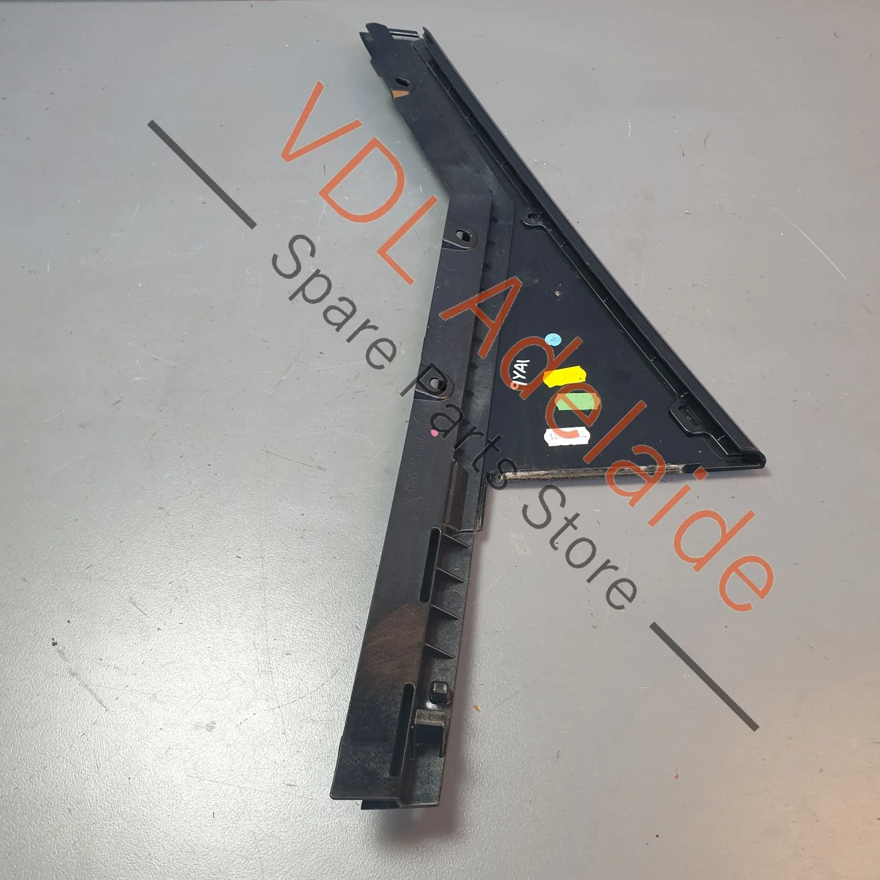 Porsche Cayenne E3 9YA Rear Right Door Exterior Window C Pillar Trim Gloss Black 9Y0839904C 9Y0839904D 9Y0839904E - Image 7