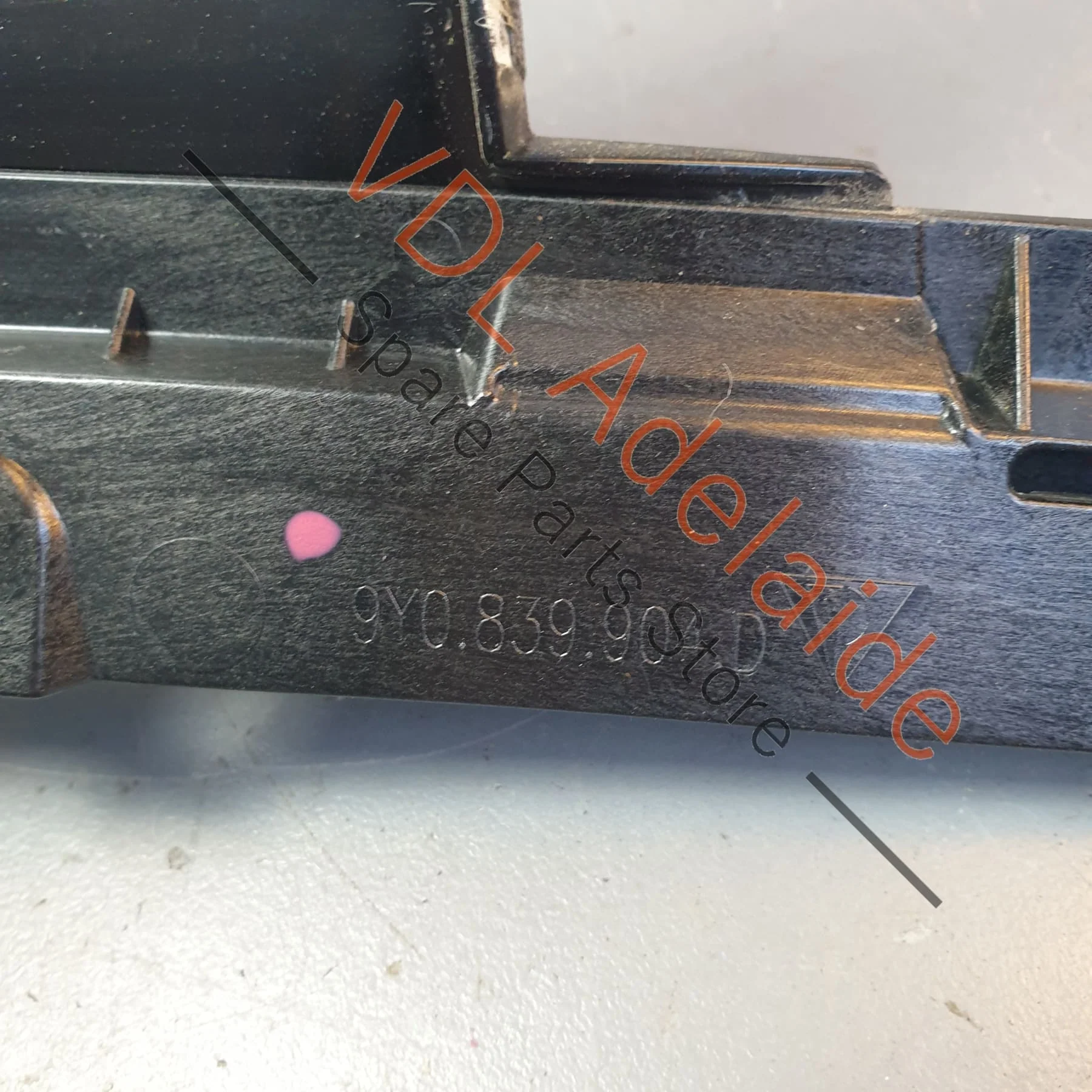 Porsche Cayenne E3 9YA Rear Right Door Exterior Window C Pillar Trim Gloss Black 9Y0839904C 9Y0839904D 9Y0839904E - Image 9