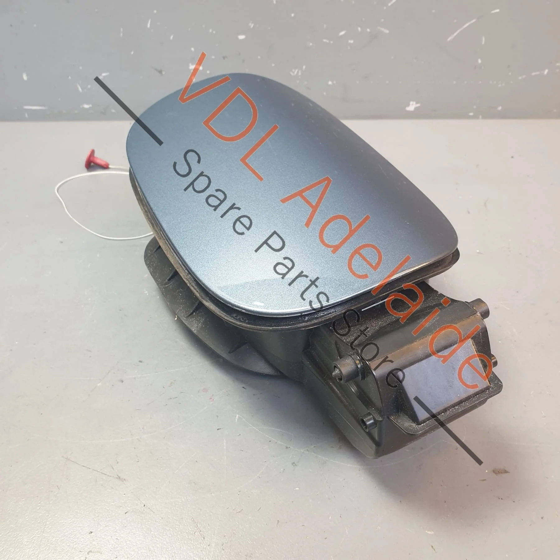 Porsche Cayenne E3 Fuel Filler Flap Door 9Y0809857 9Y0809906 Biscay Blue - Image 3