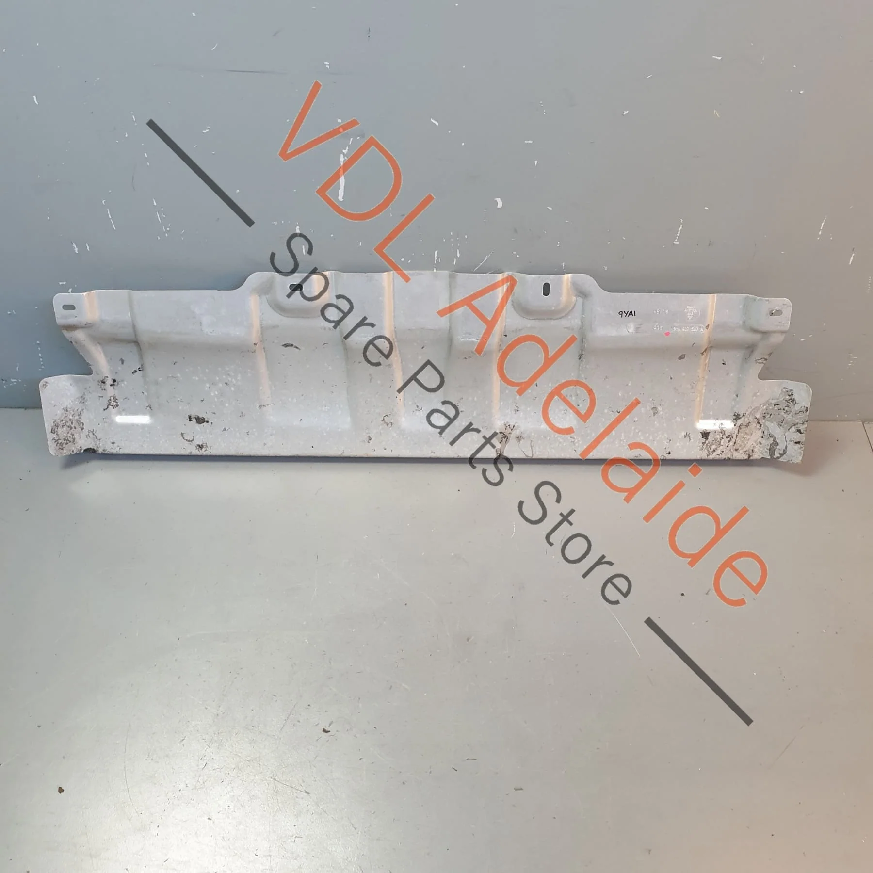 Porsche Cayenne E3 Rear Bumper Aluminium Cover Trim 9Y0807587A - Image 7