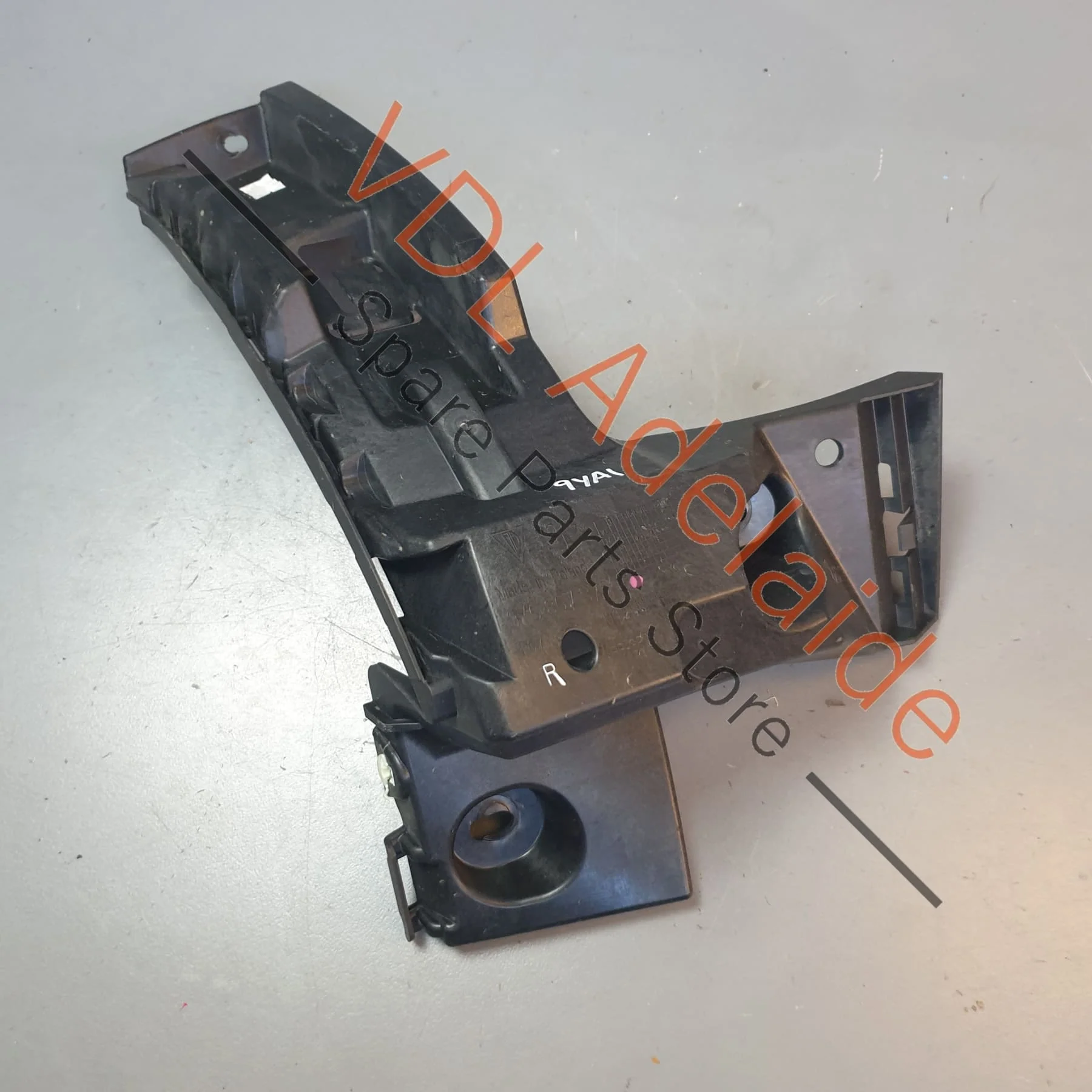 Porsche Cayenne E3 Rear Bumper Right Corner Securing Strip Bracket 9Y0807394 9Y0807376 - Image 7