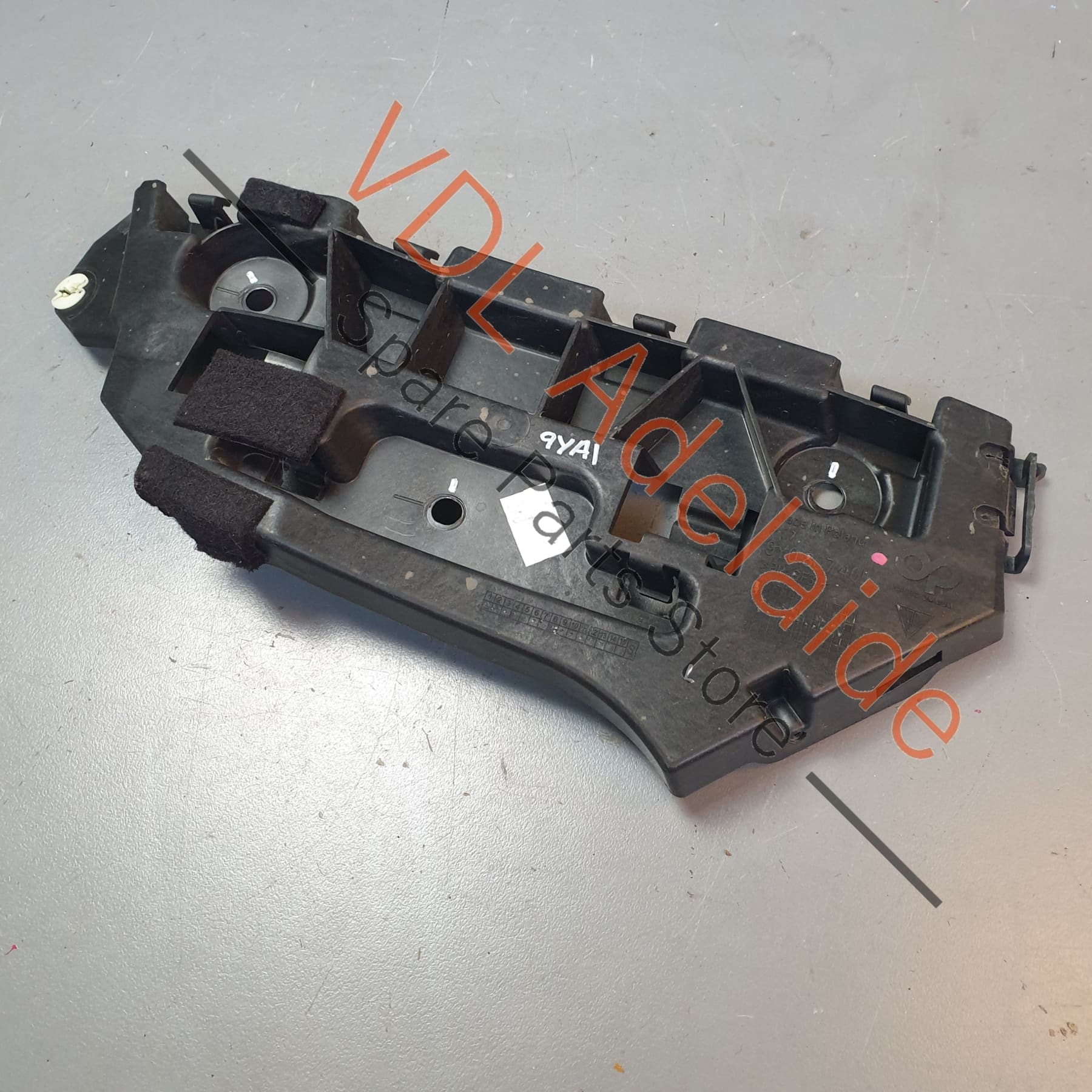 Porsche Cayenne E3 Rear Bumper Left Side Corner Securing Strip Bracket 9Y0807405C