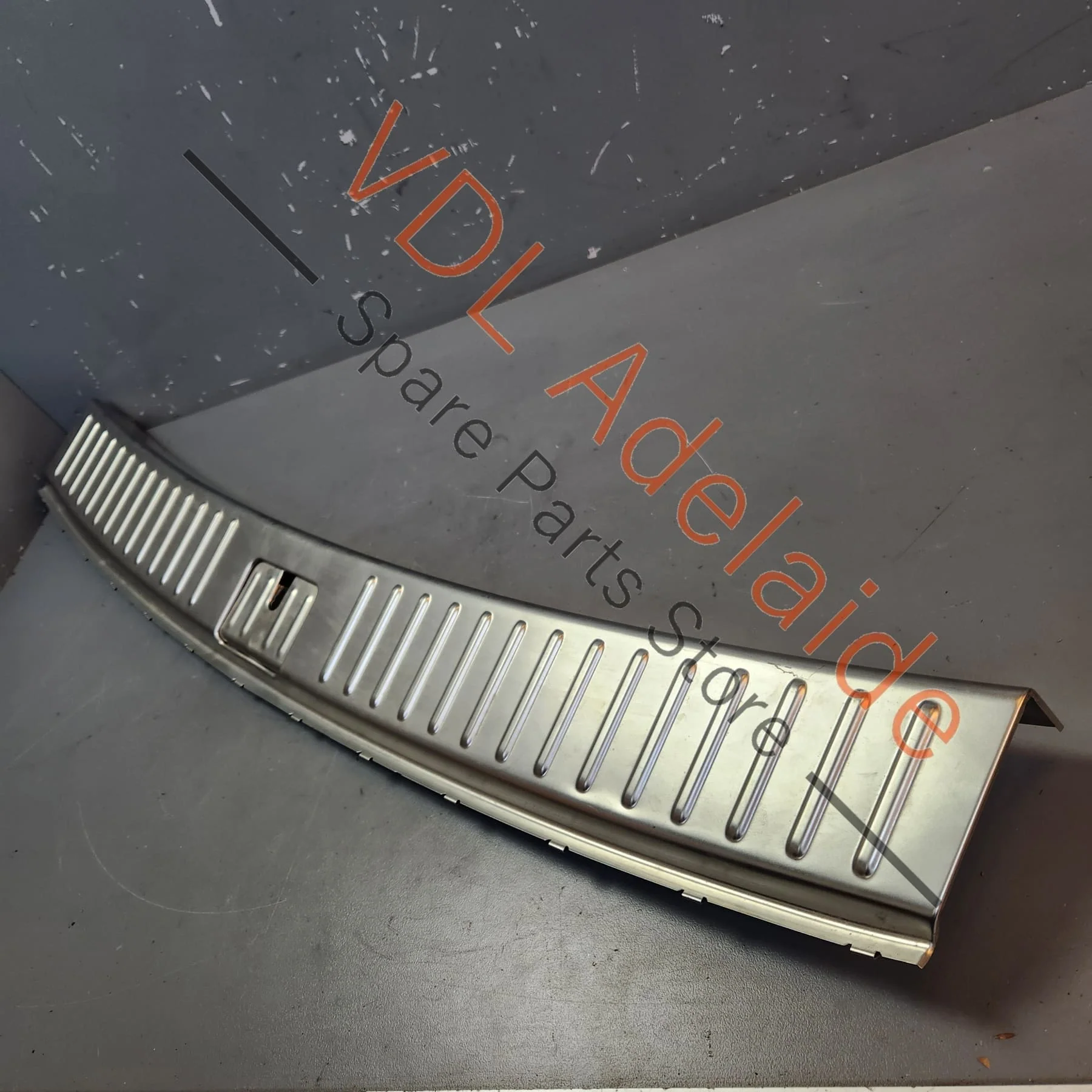 Porsche Cayenne E3 9YA 9YB Rear Luggage Compartment Load Edge Trim Stainless Steel Chrome 9Y0864483B 1E0 9Y0864483G 1E0