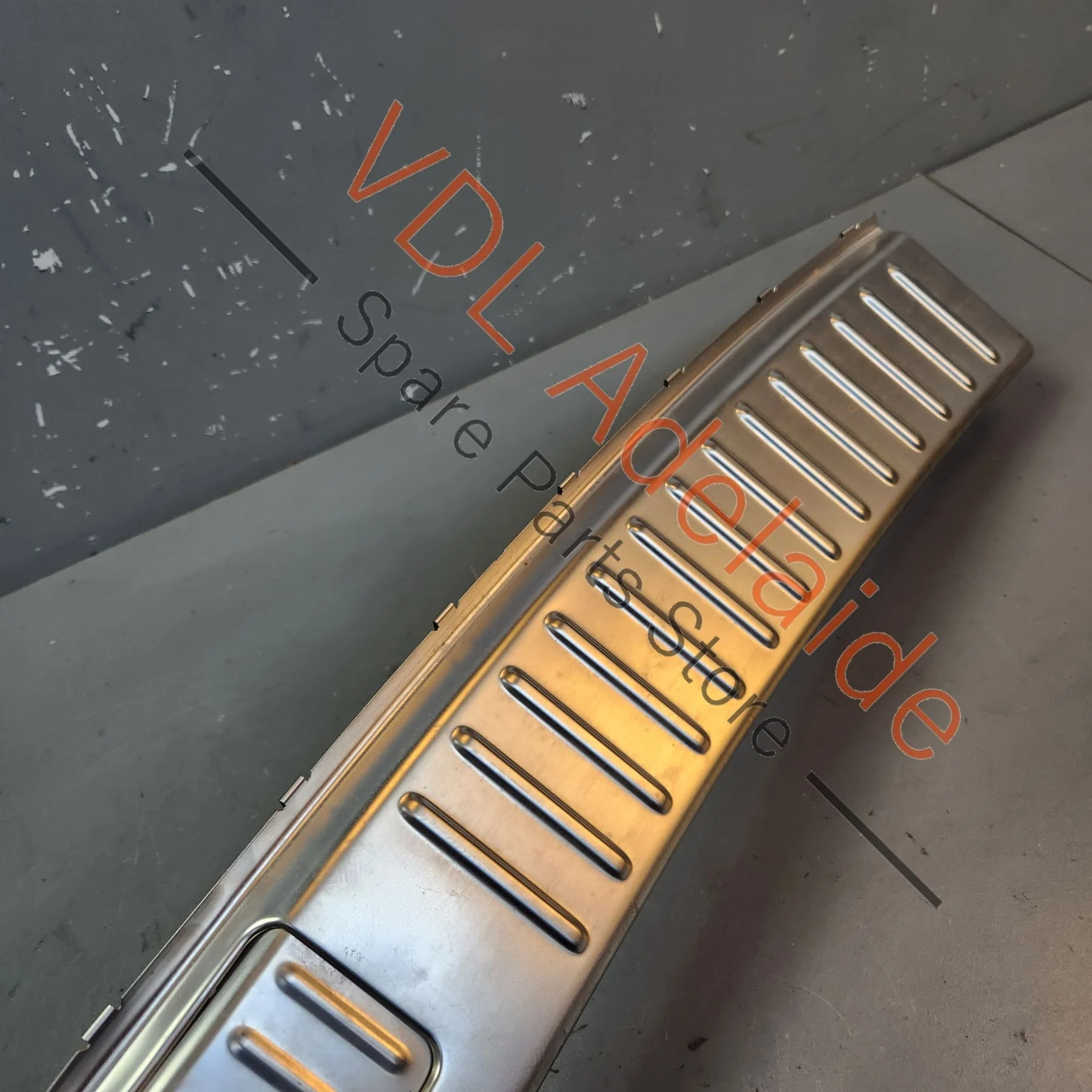 Porsche Cayenne E3 9YA 9YB Rear Luggage Compartment Load Edge Trim Stainless Steel Chrome 9Y0864483B 1E0 9Y0864483G 1E0 - Image 8
