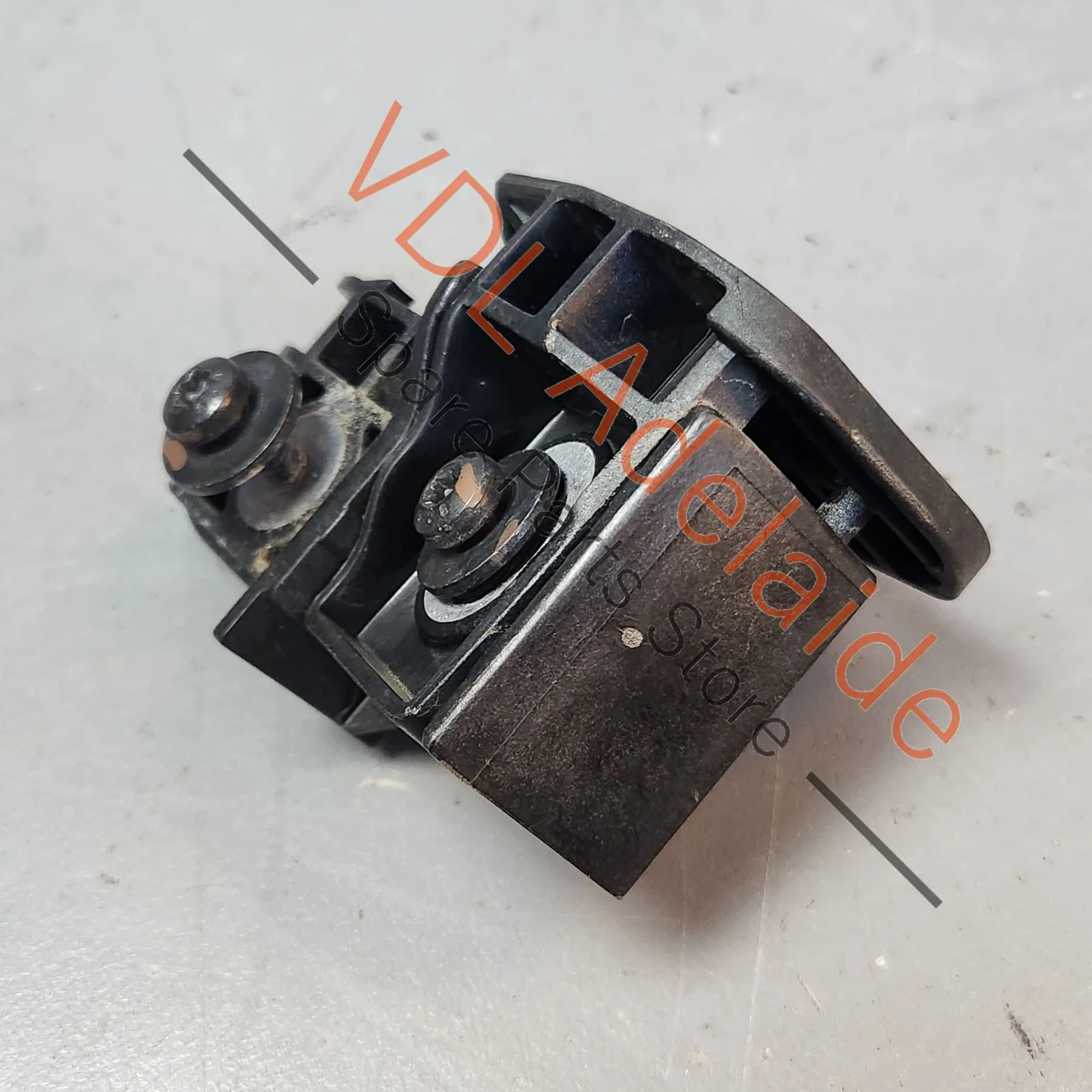 Porsche Cayenne E3 Left Side Support Bracket for Radiator Carrier Panel 9Y0807711C 9Y0807711B - Image 5