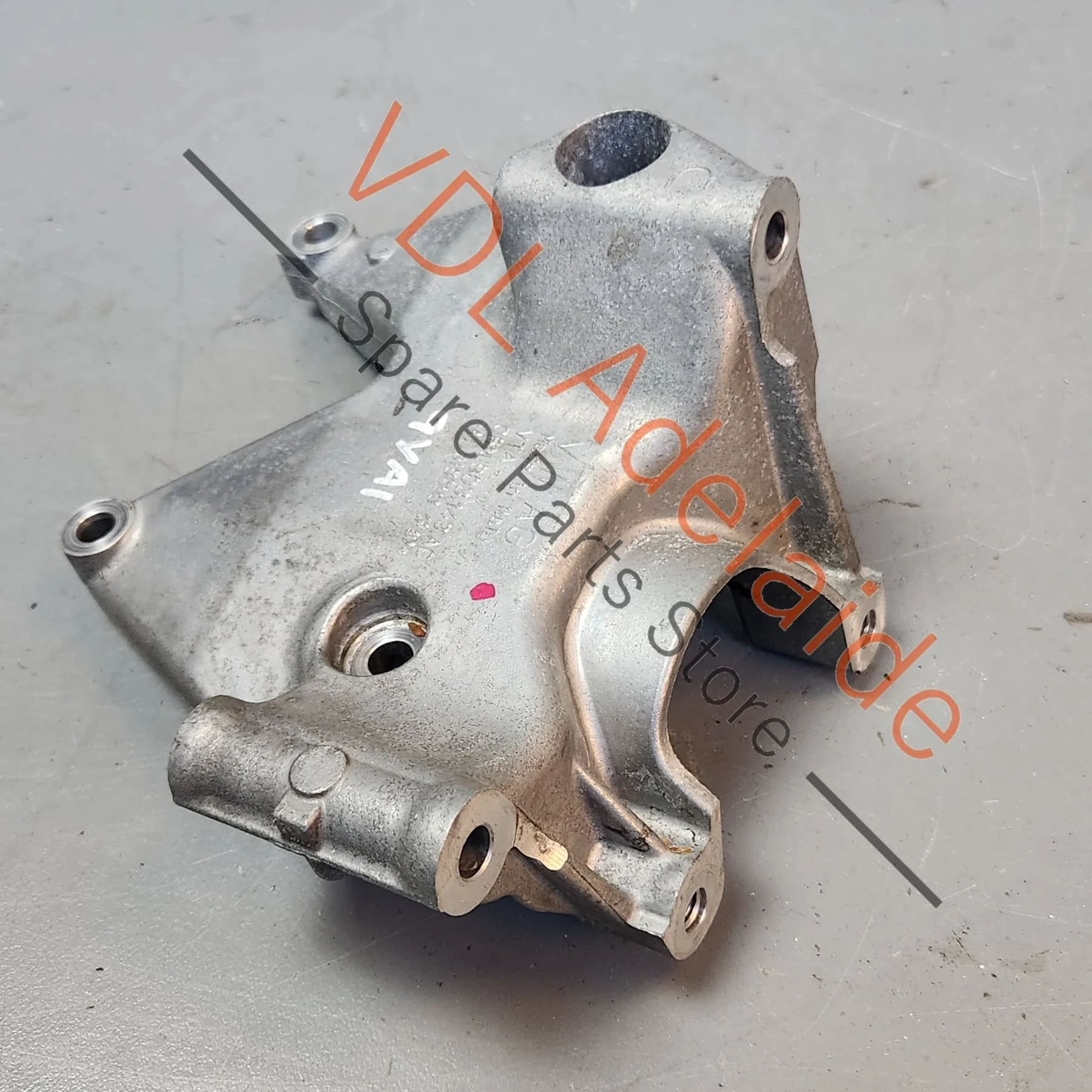 Porsche Cayenne E3 9Y Alternator Bracket Alloy Aluminium 9A790314310 06M903143AC
