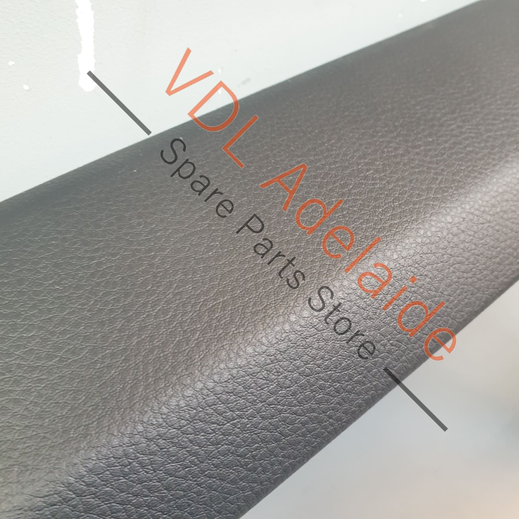 Porsche Cayenne E3 9Y Passenger Side Lower Glovebox Dashboard Trim Leather for RHD - Image 6