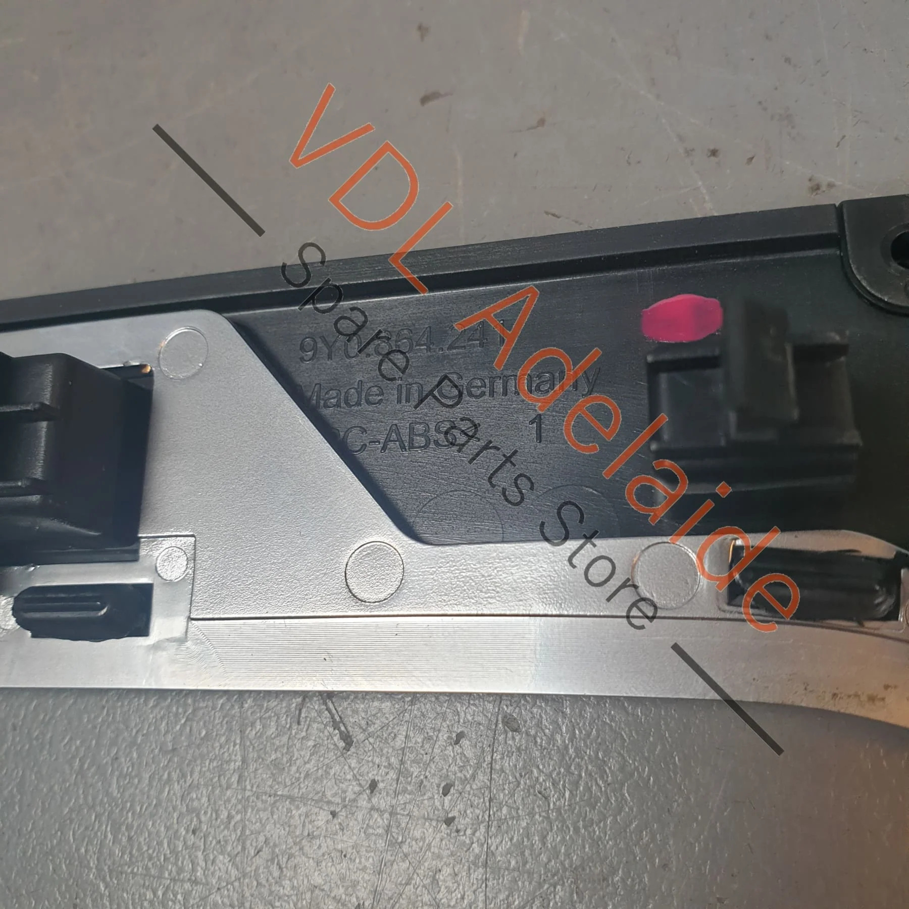 Porsche Cayenne E3 9Y Centre Console Cup Holder Surround Trim 9Y0864241A - Image 8
