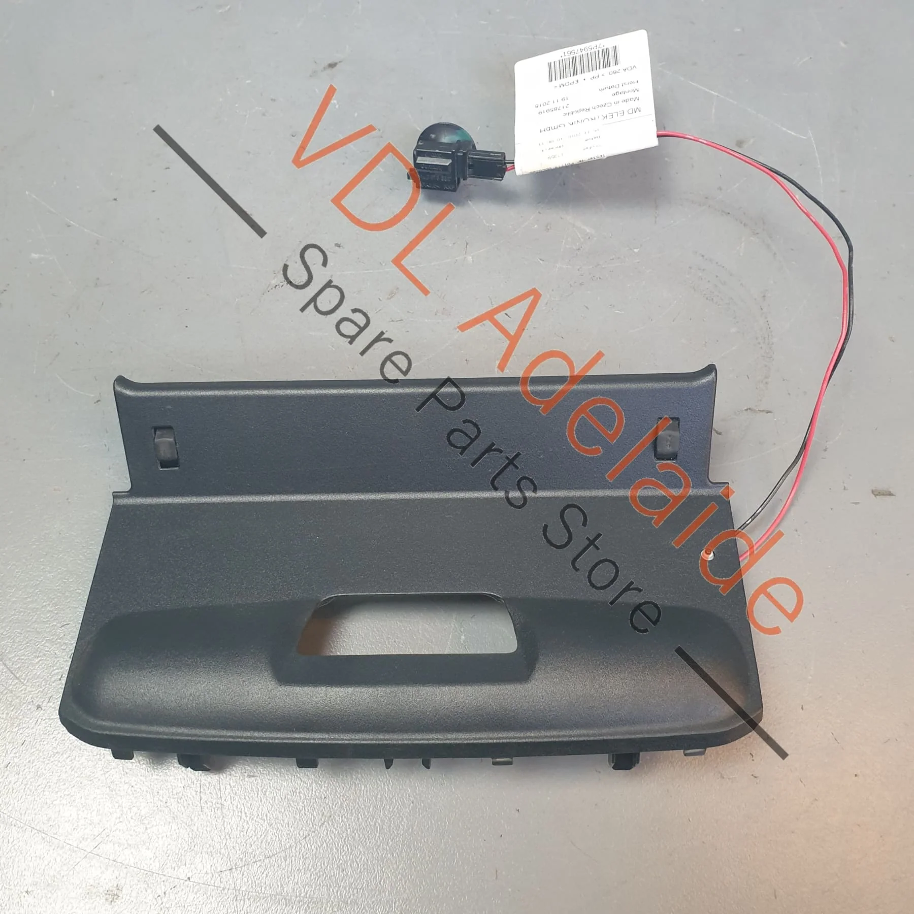Porsche Cayenne E3 9Y Centre Console Armrest Trim 9Y0863475A 1E0 - Image 5