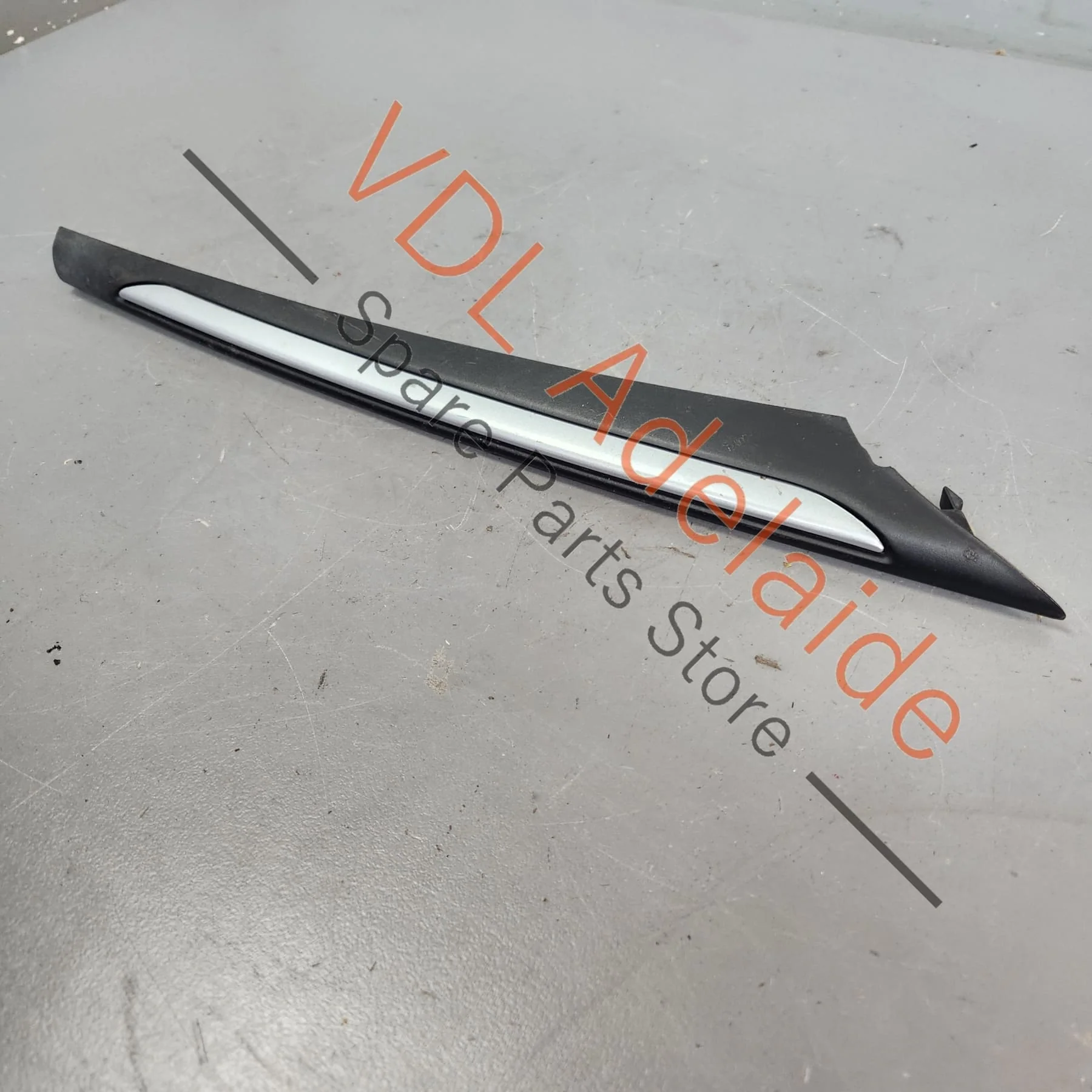 Porsche Cayenne E3 9Y Front Bumper Right Grille Fin Lower 9Y0807246A MU7 9Y0807974 OK1