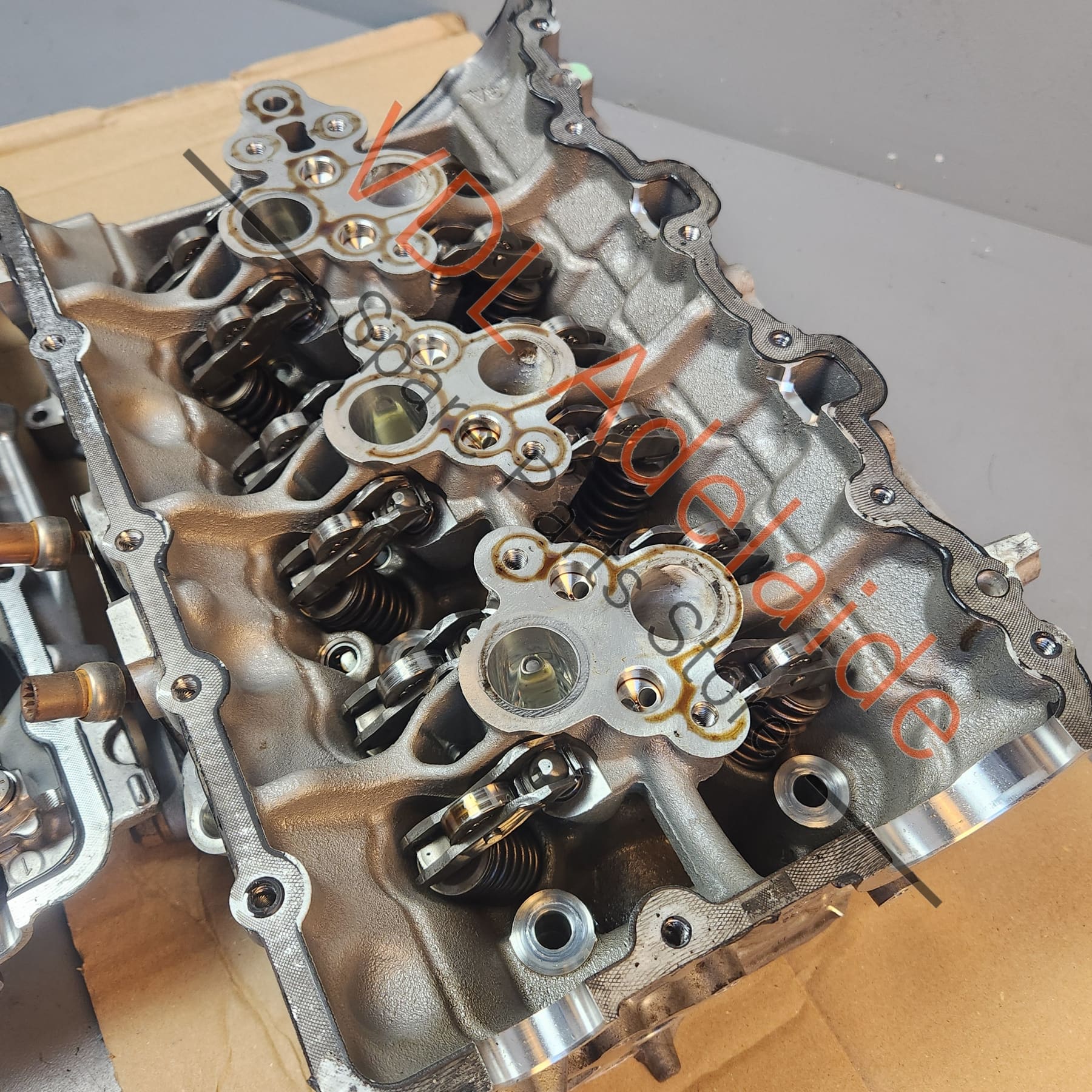 Porsche 324kw DCAB DCA Engine Cylinder Head Cyl 4-6 Left Complete With Camshafts and Valves - Image 17