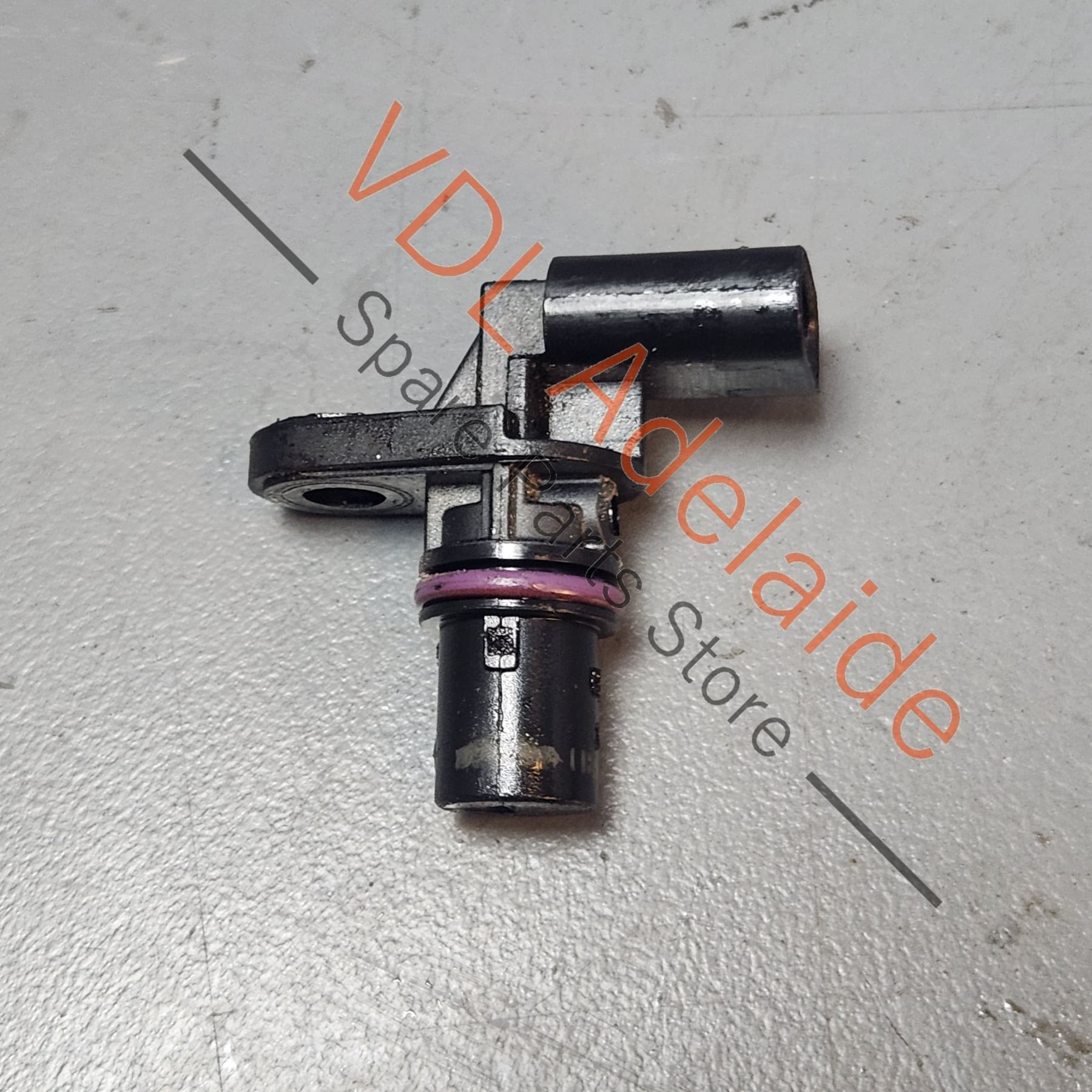 Porsche Audi Volkswagen Camshaft Position Sensor Impulse Sender 06M907601D