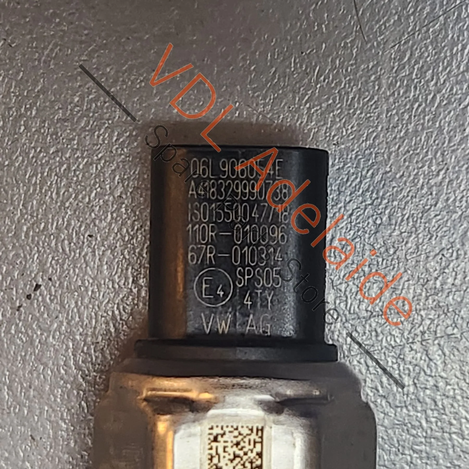 Genuine Porsche Audi Volkswagen Fuel Pressure Sensor 06M906054E - Image 6