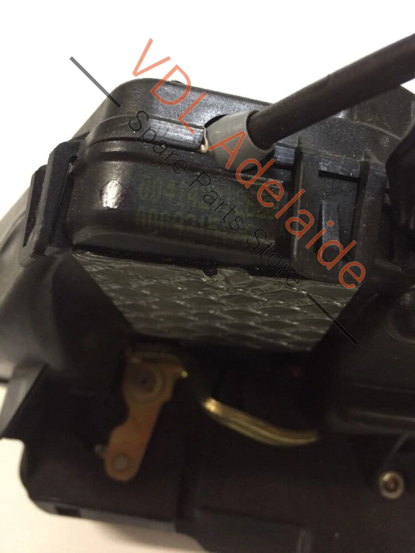Mercedes Benz W211 E-Class Rear Right Door Lock Mechanism 2117300635 - Image 7