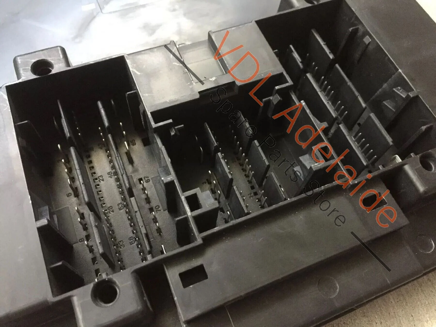 Audi TT TTS Mk3 8S FV3 Body Control Comfort Module Unit BCM 5Q0937084BS - Image 3