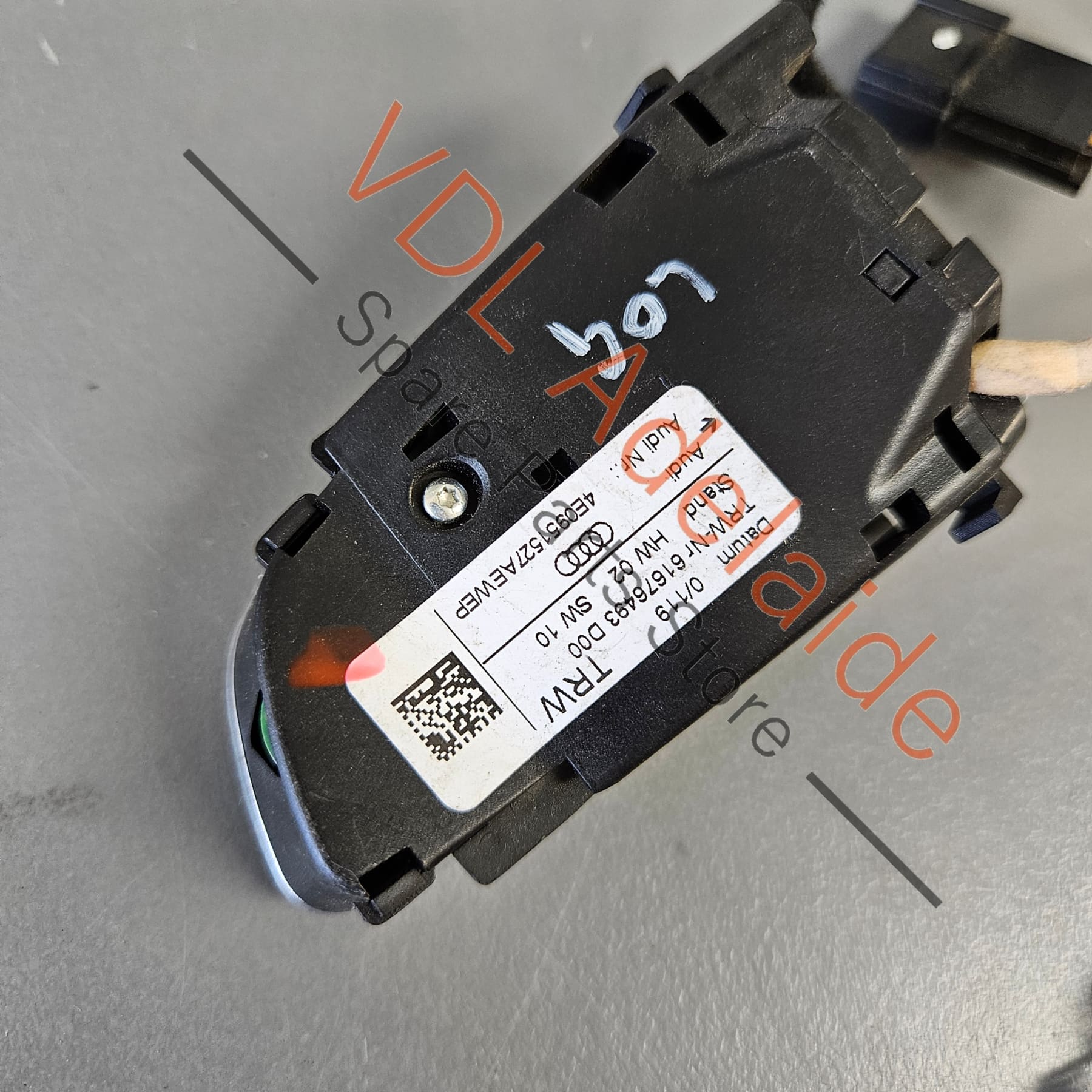 Audi A4 8K Multi Function Steering Wheel Switch 4E0951527AEWEP - Image 4