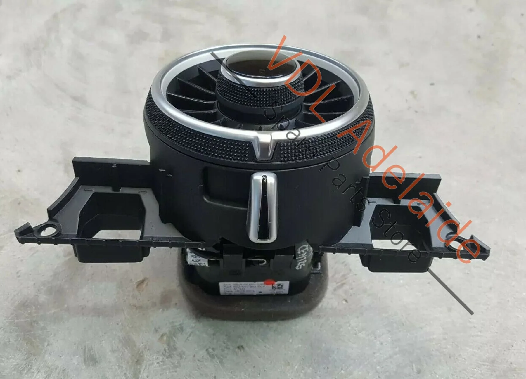 Audi TT TTS Mk3 8S FV3 Centre Middle Dash Air Vent Gloss 8S2820903 for RHD - Image 5
