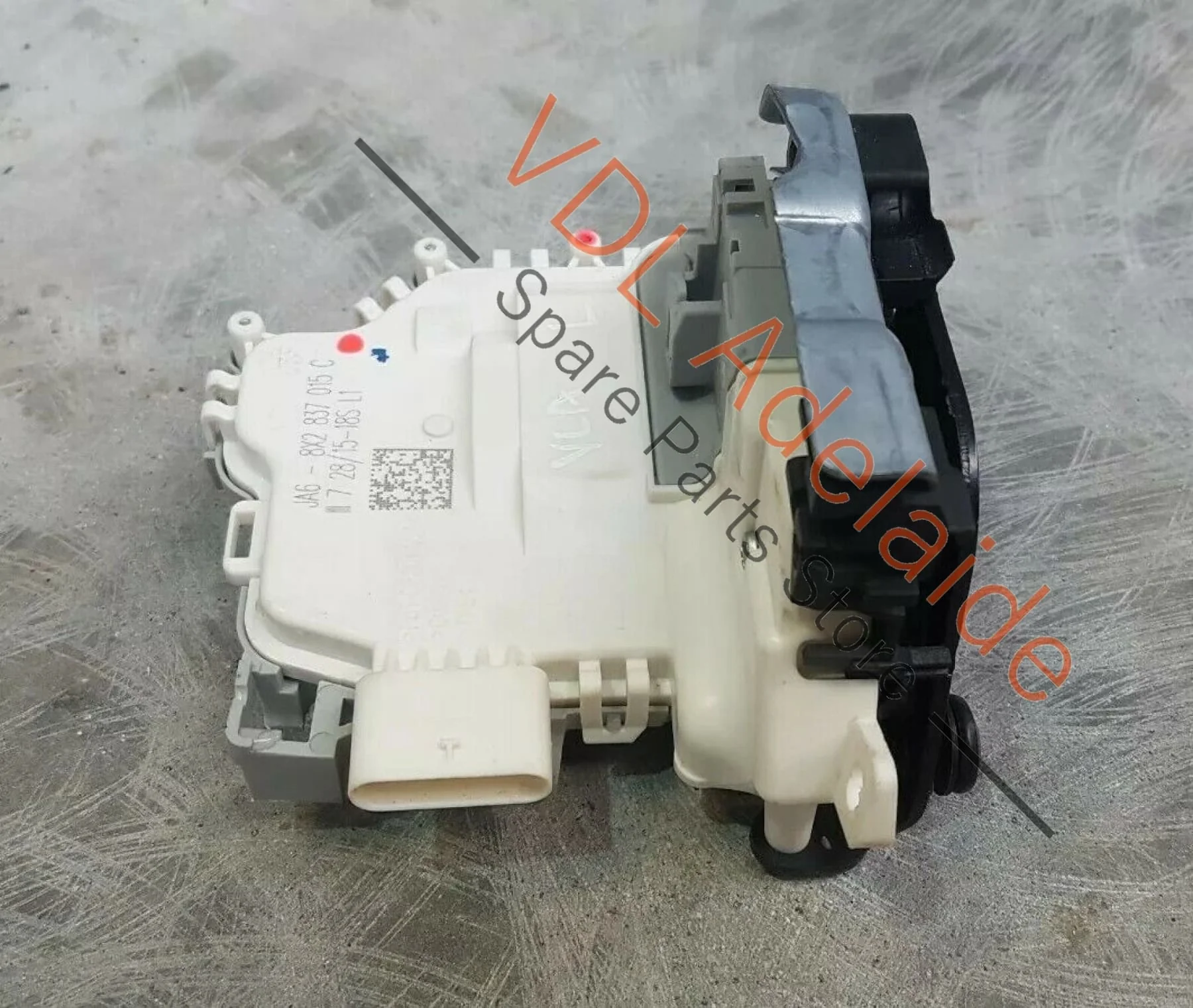 Audi TT TTS Mk3 8S FV3 Front Left Door Lock Mechanism Unit 8X2837015C VLA