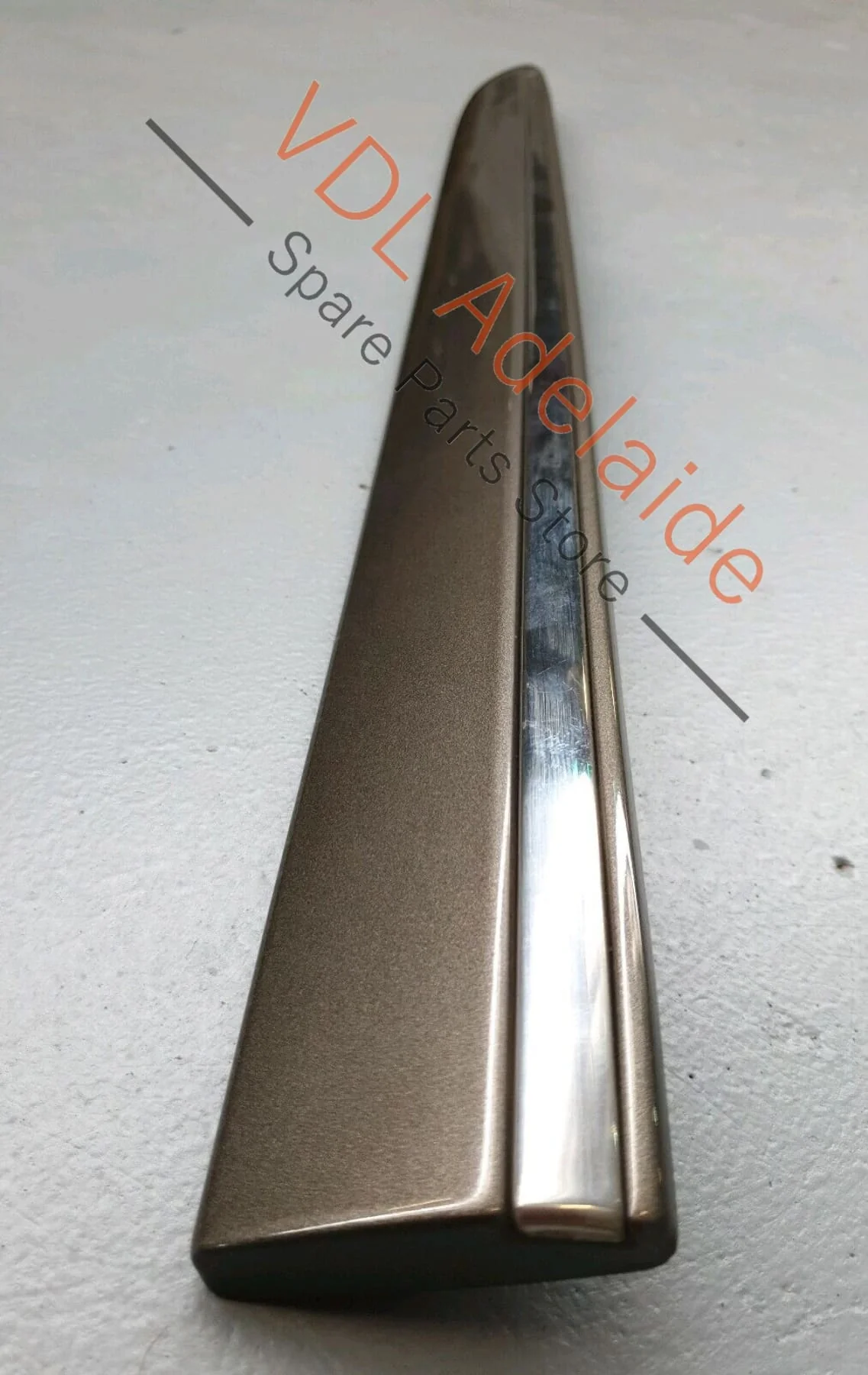 Mercedes W211 E-Class Door Moulding Rear Right Indium Grey A2116901462 JAS2 - Image 4