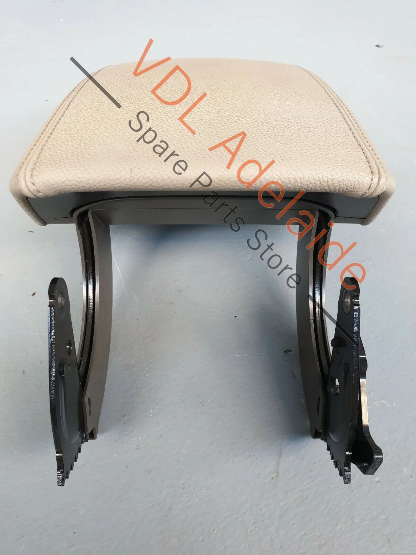 Audi Q5 8R Centre Console Cover Lid Arm Rest Armrest OSC - Image 4